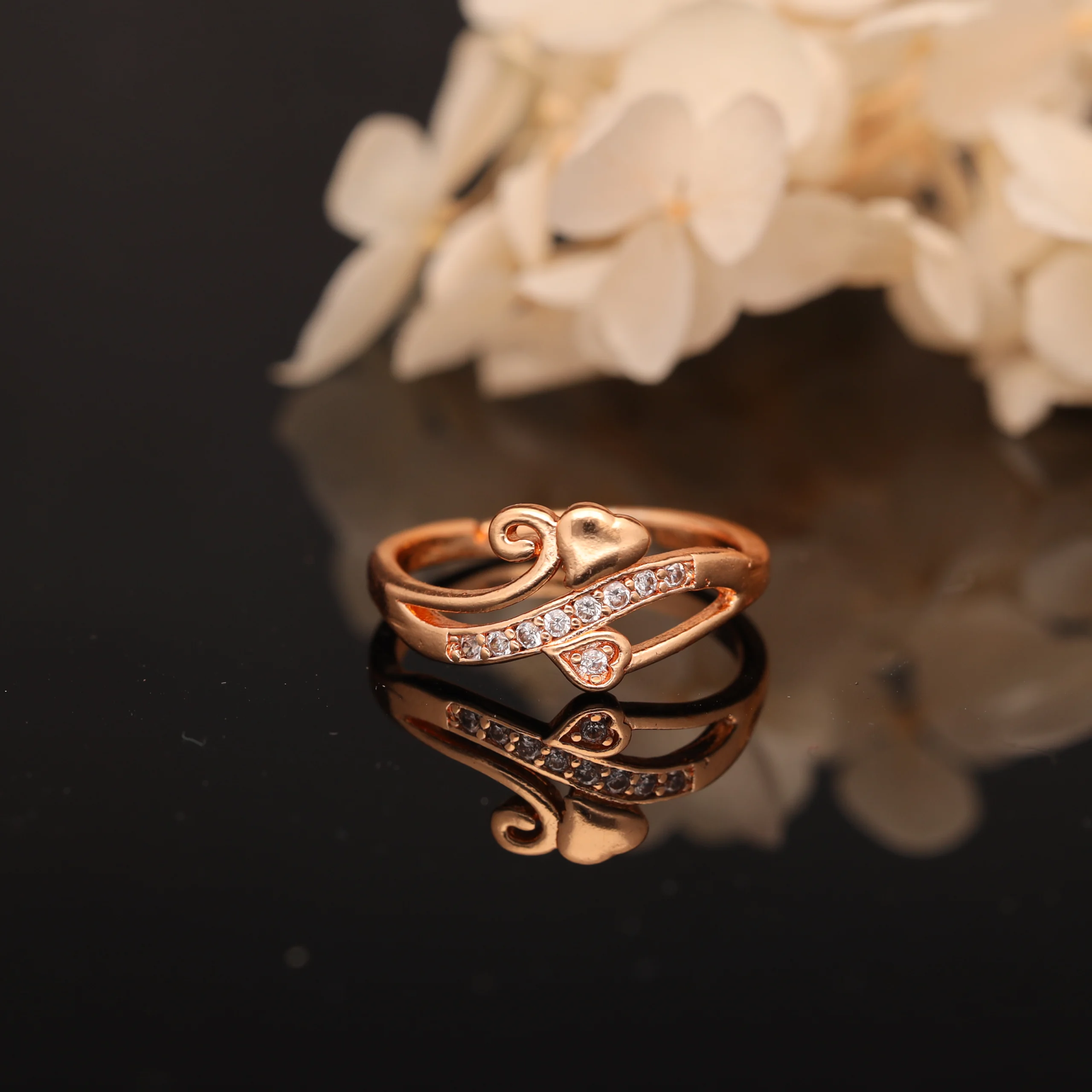 Rosé Heart Swirl Ring - Image 4