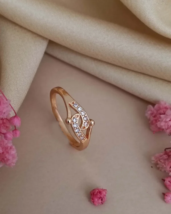 Rose Curve Spark Ring