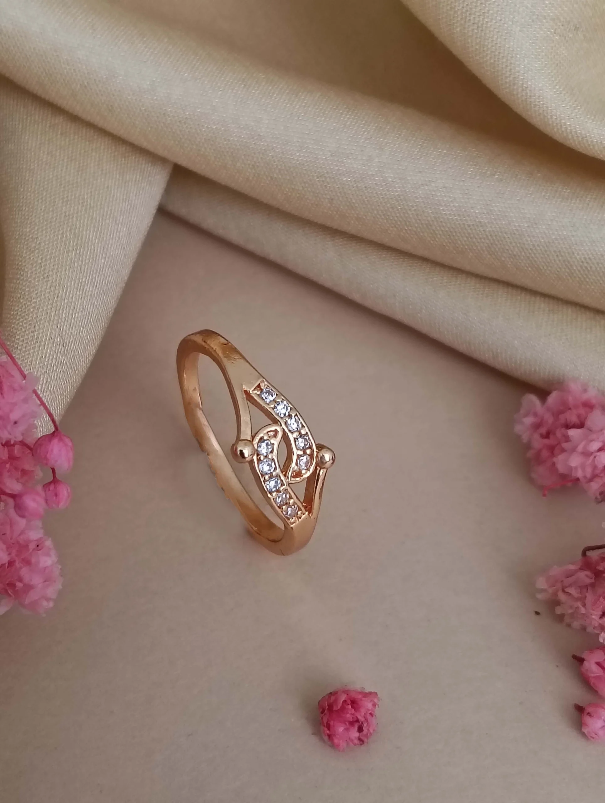 Rose Curve Spark Ring