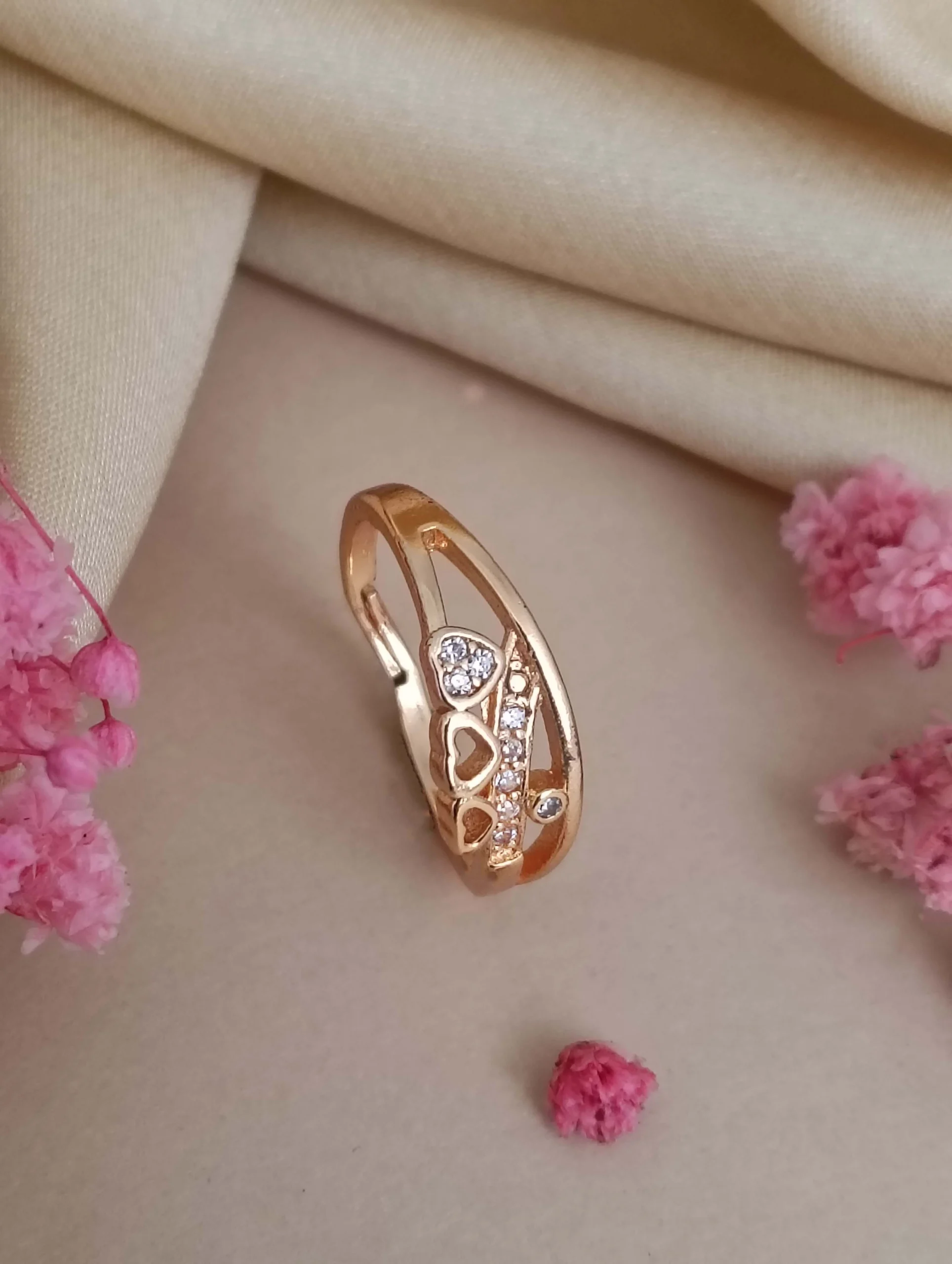 Crystal Heart Rose Gold Ring - Image 4