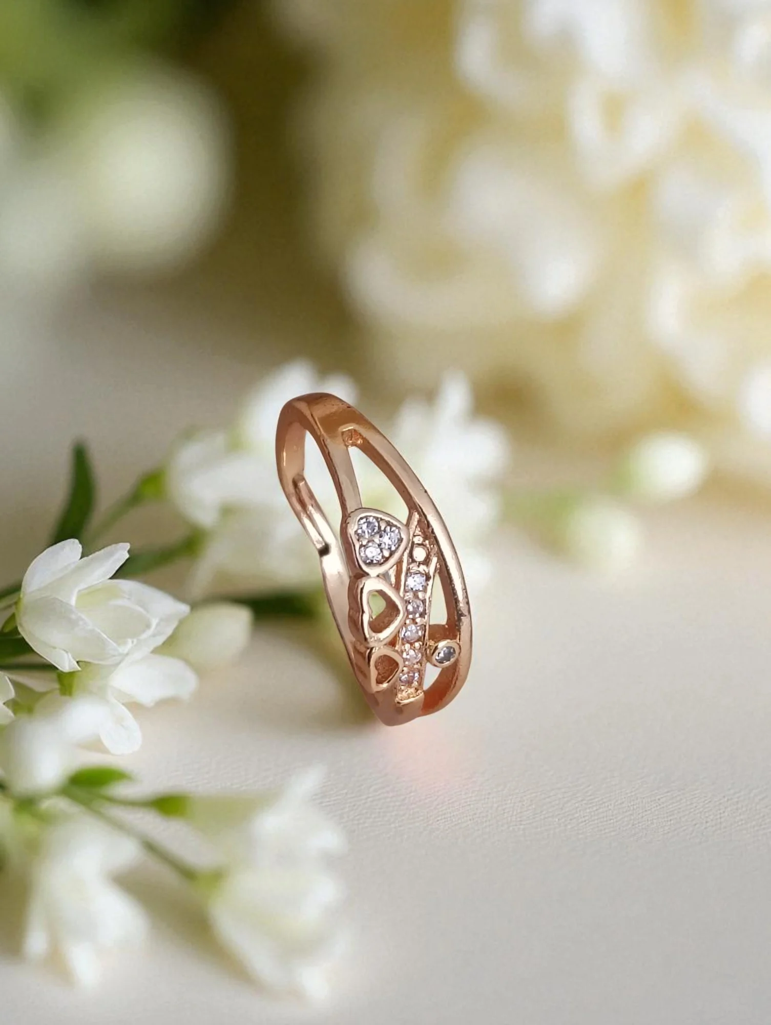 Crystal Heart Rose Gold Ring - Image 3
