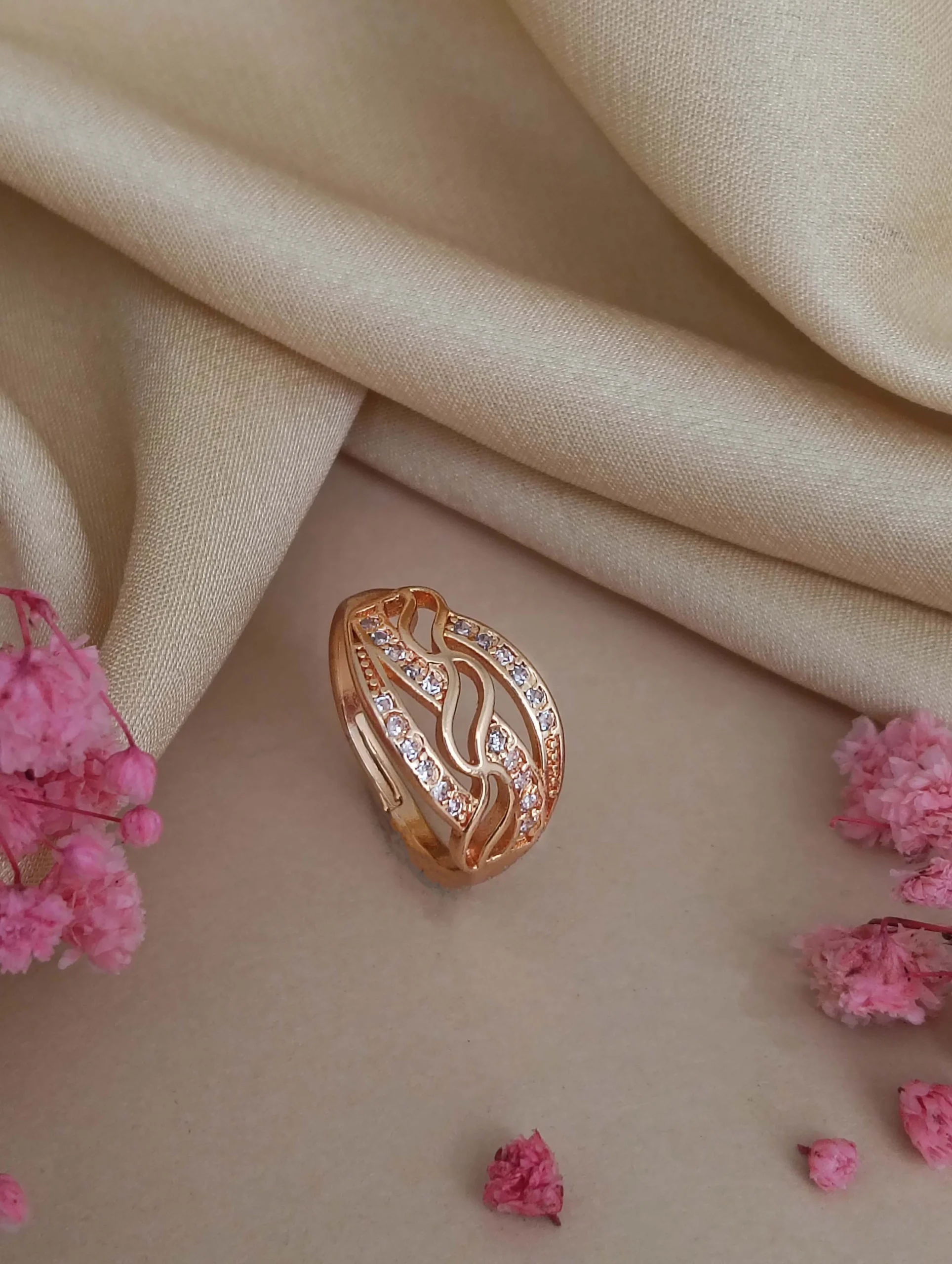 Rose Wave Spark Ring