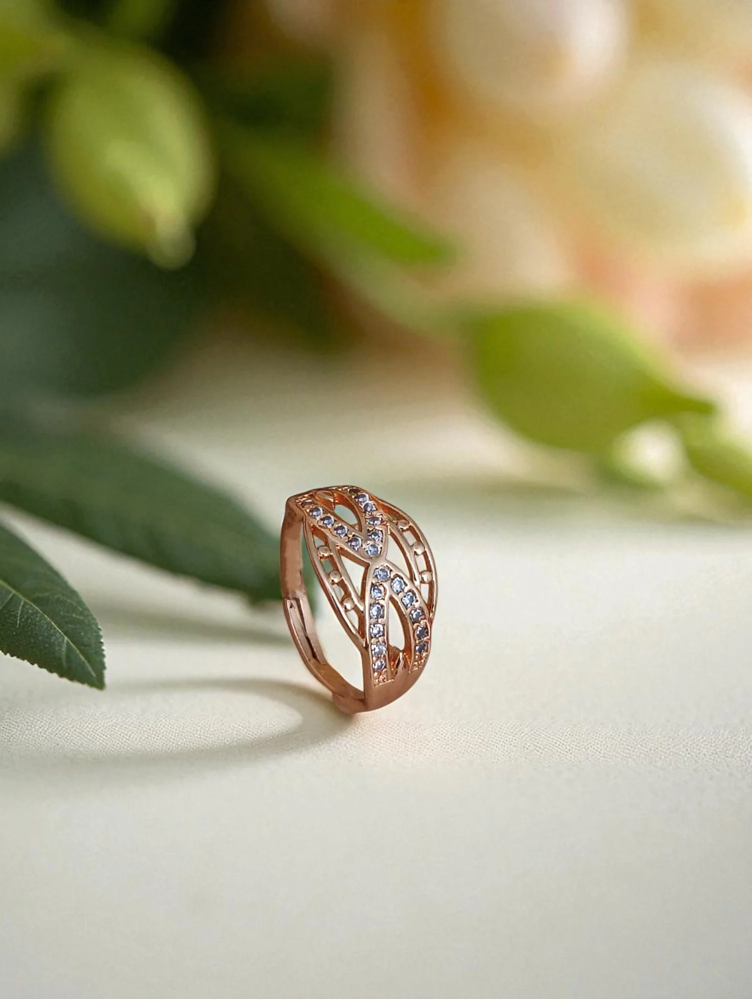 Rose Ribbon Spark Ring - Image 2