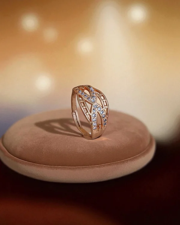 Rose Ribbon Spark Ring
