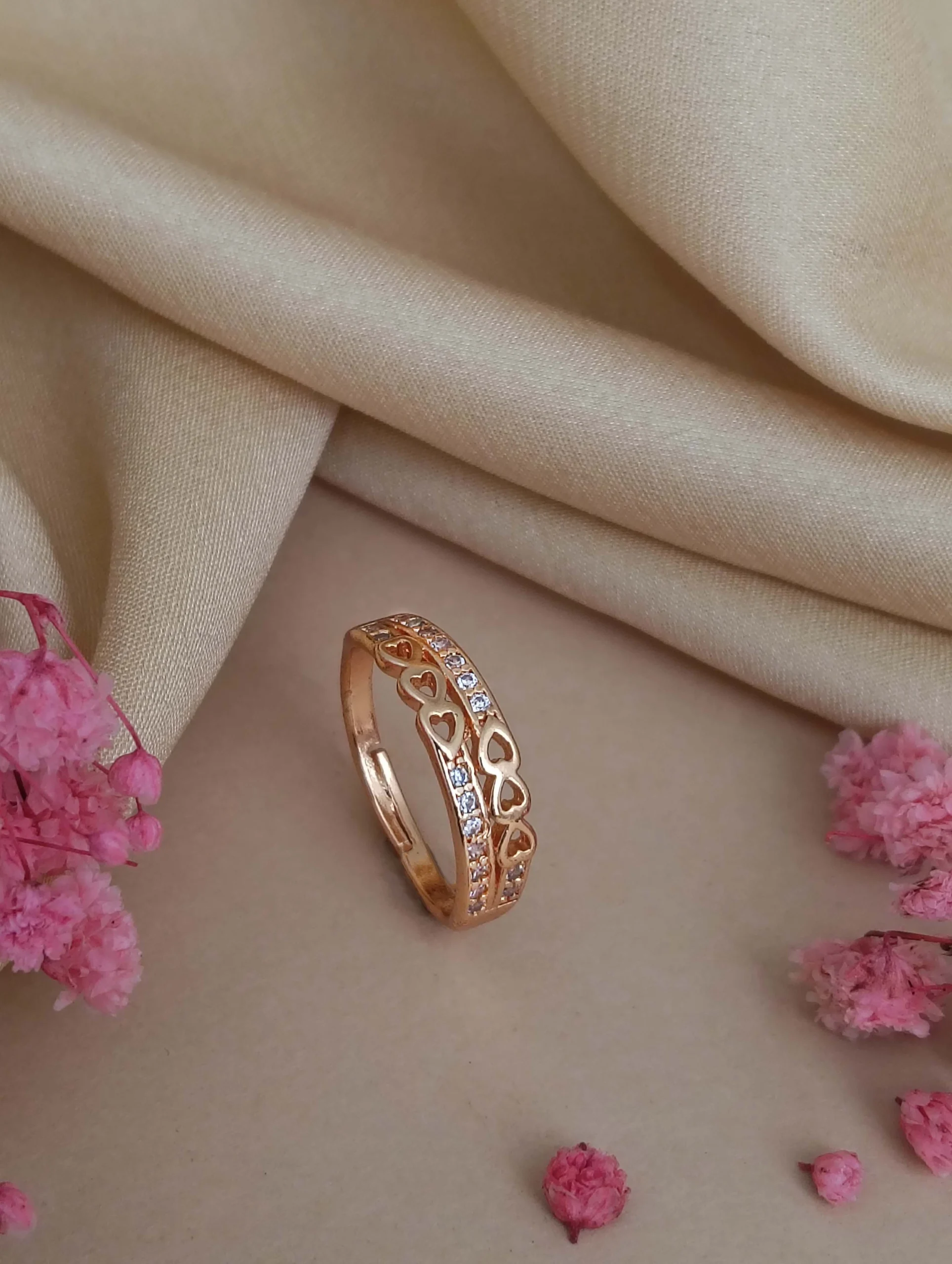 Rose Heartline Spark Ring