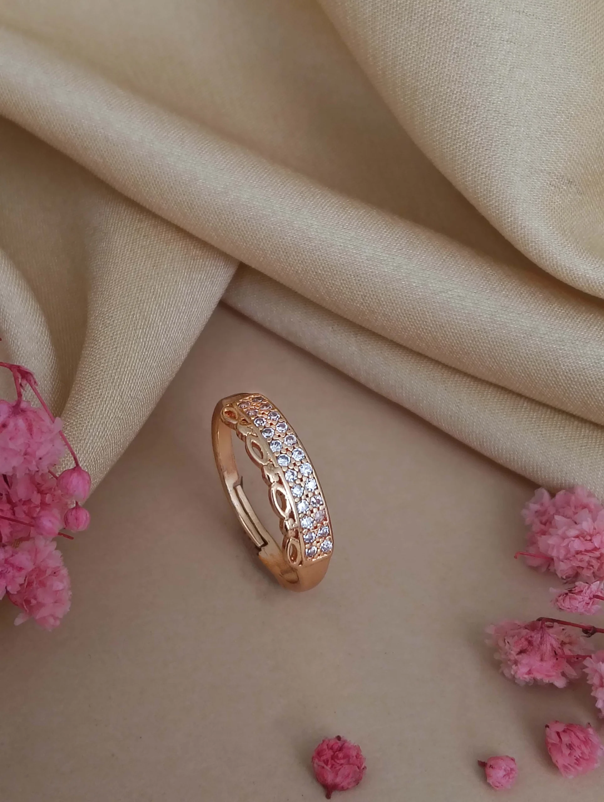 Rose Eternity Spark Ring - Image 3