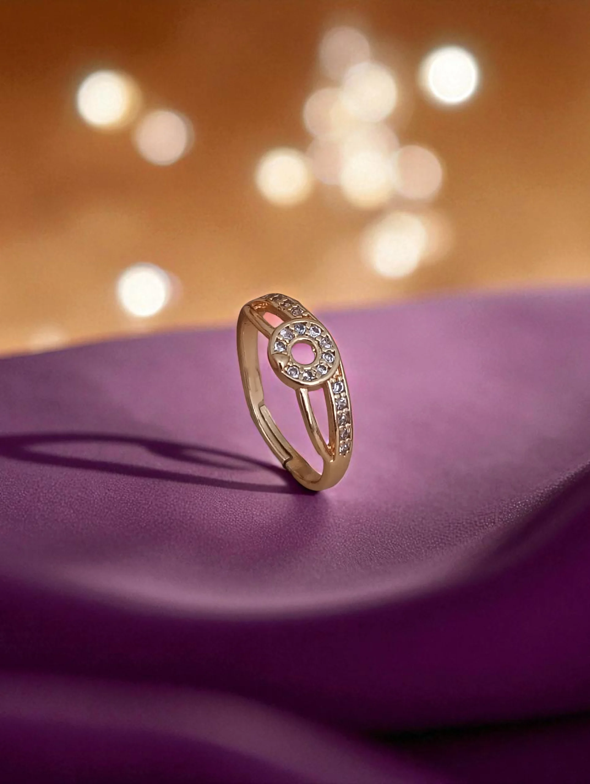 Rose Halo Twist Ring
