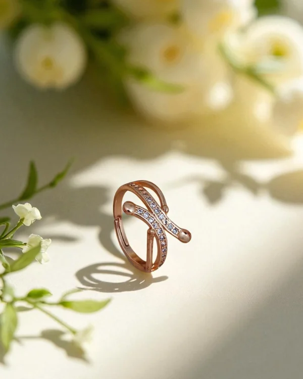 Rose Dewdrop Curve Ring