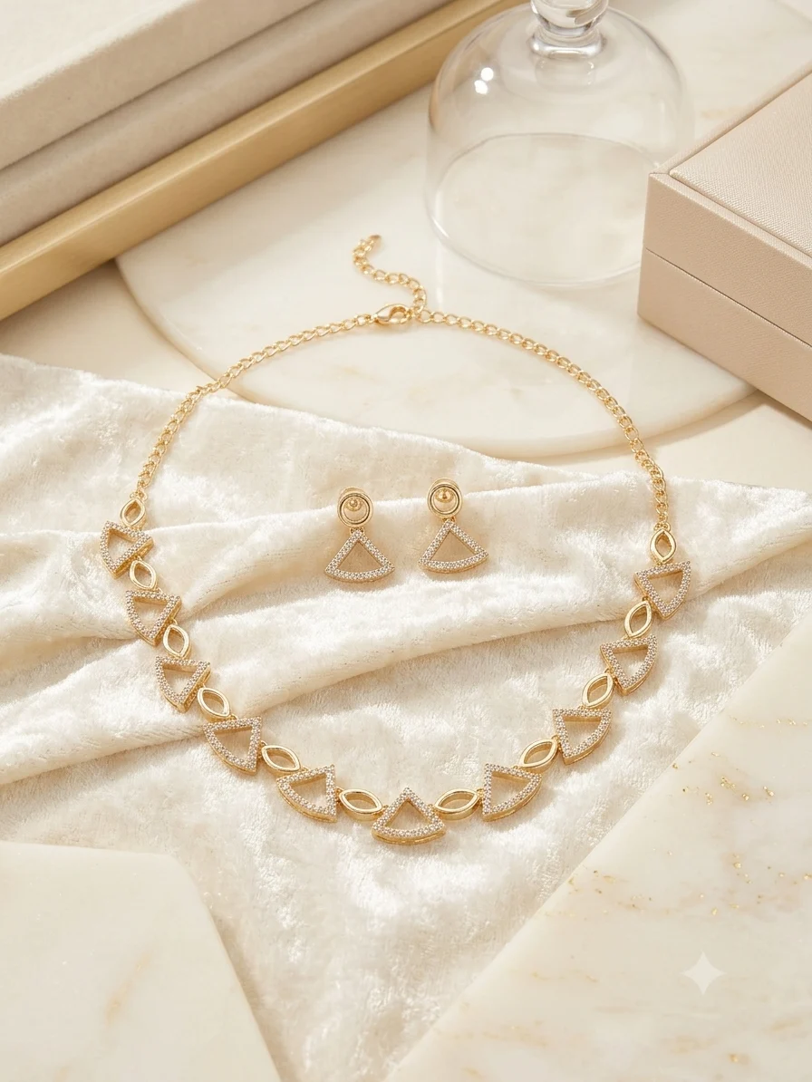 Crystal Leaf Gold Necklace Set - Image 2