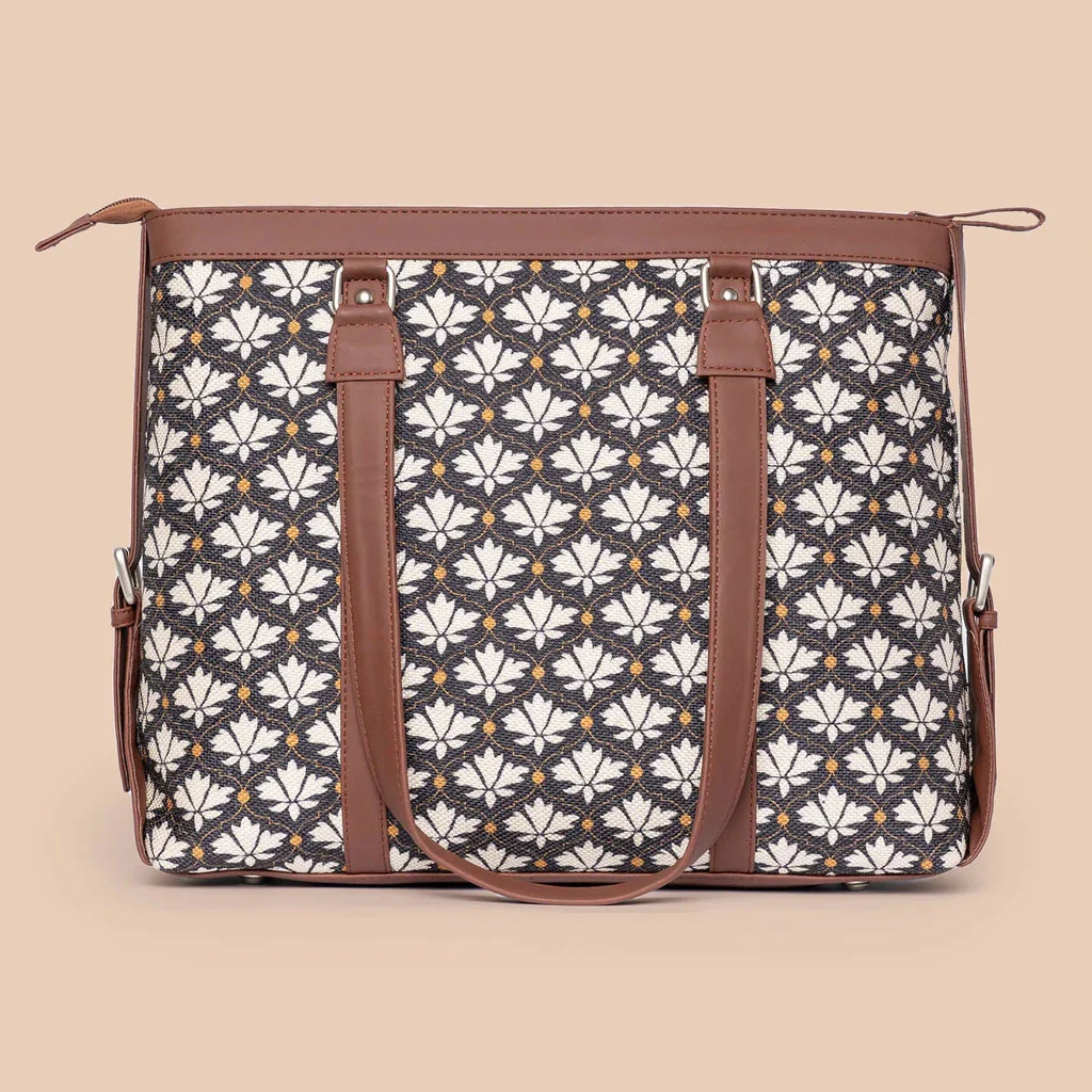 Daisy Print Tote Bag