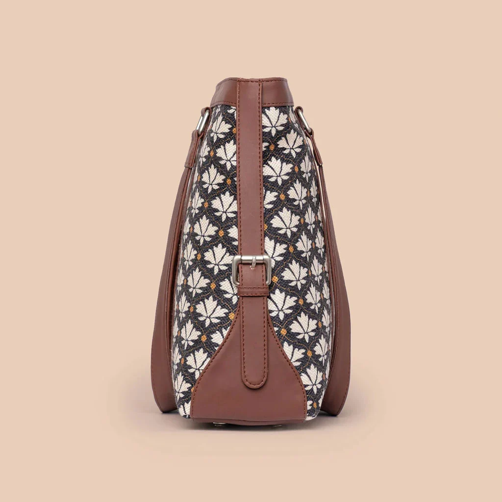 Daisy Print Tote Bag - Image 2