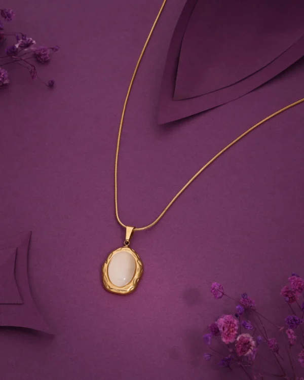 Party Wear Pendant