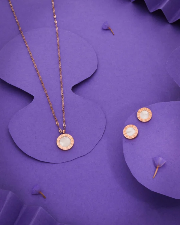 Floral Pendant & Earrings