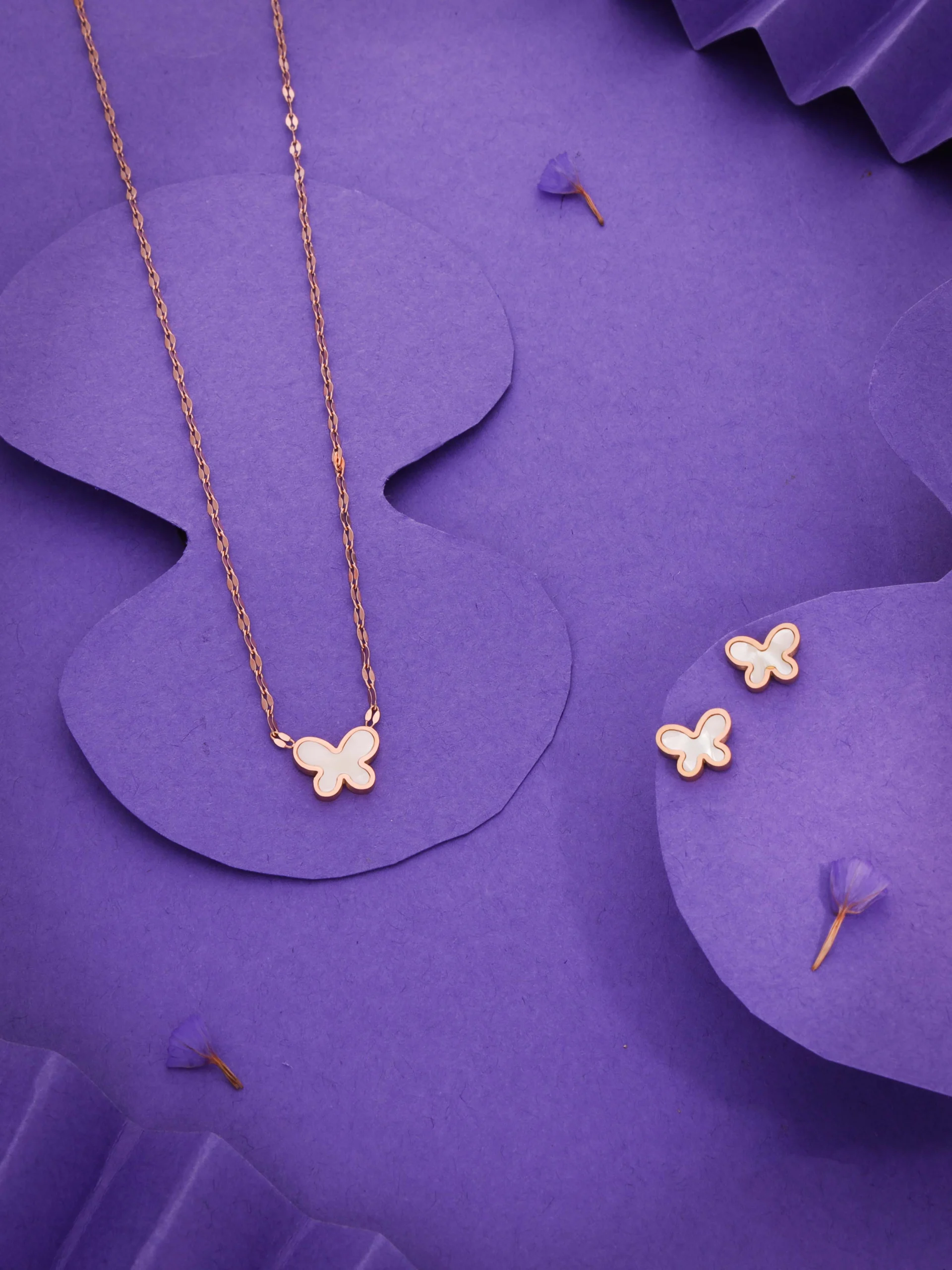 Luxury Pendant Necklace Set - Image 2