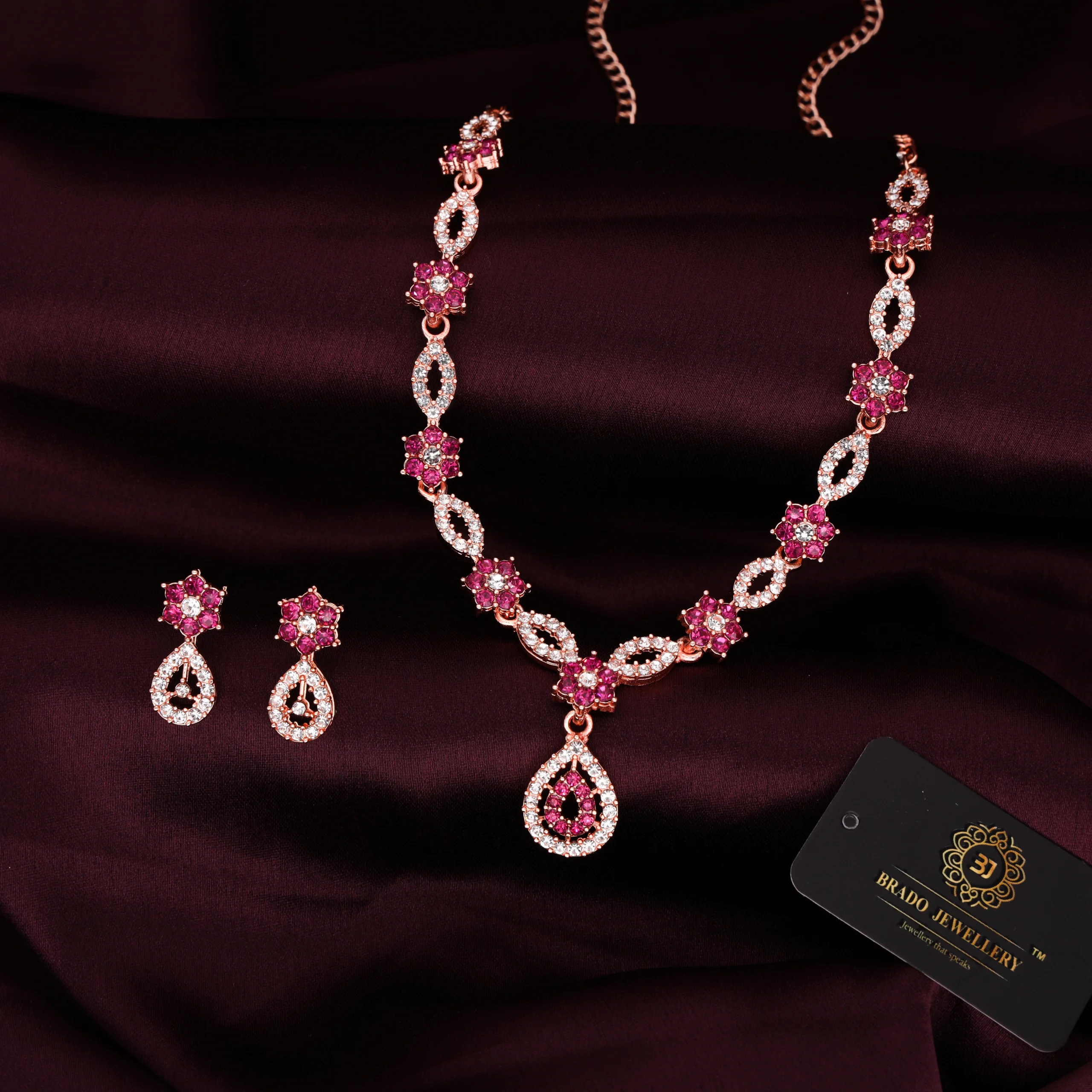 Ruby Teardrop Necklace Set - Image 4