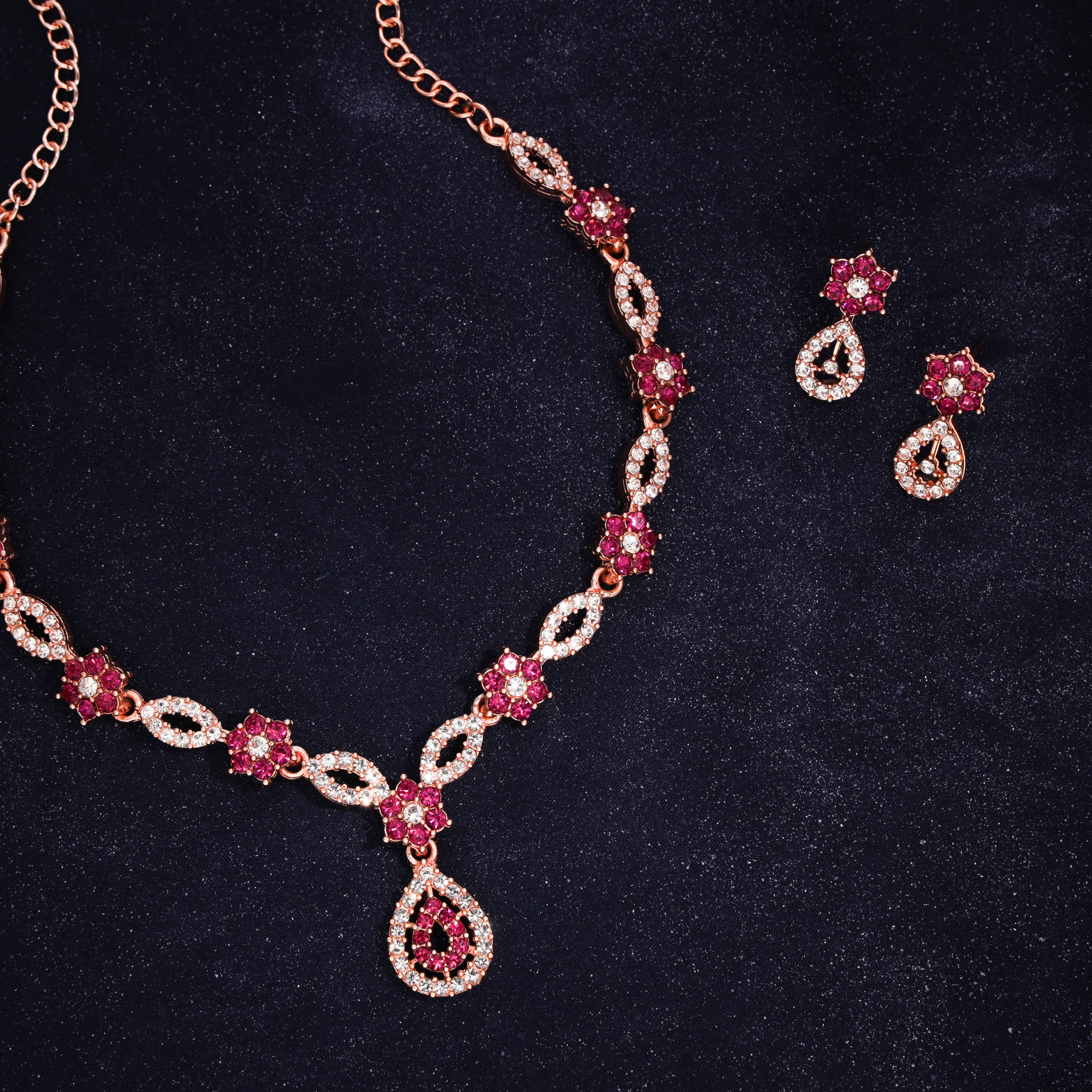 Ruby Teardrop Necklace Set - Image 2