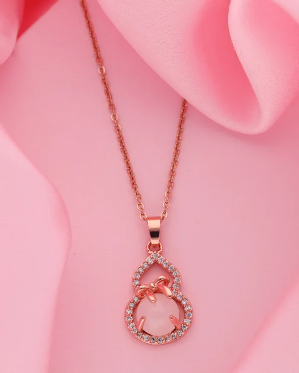 Rose Gold Elegant Pendant