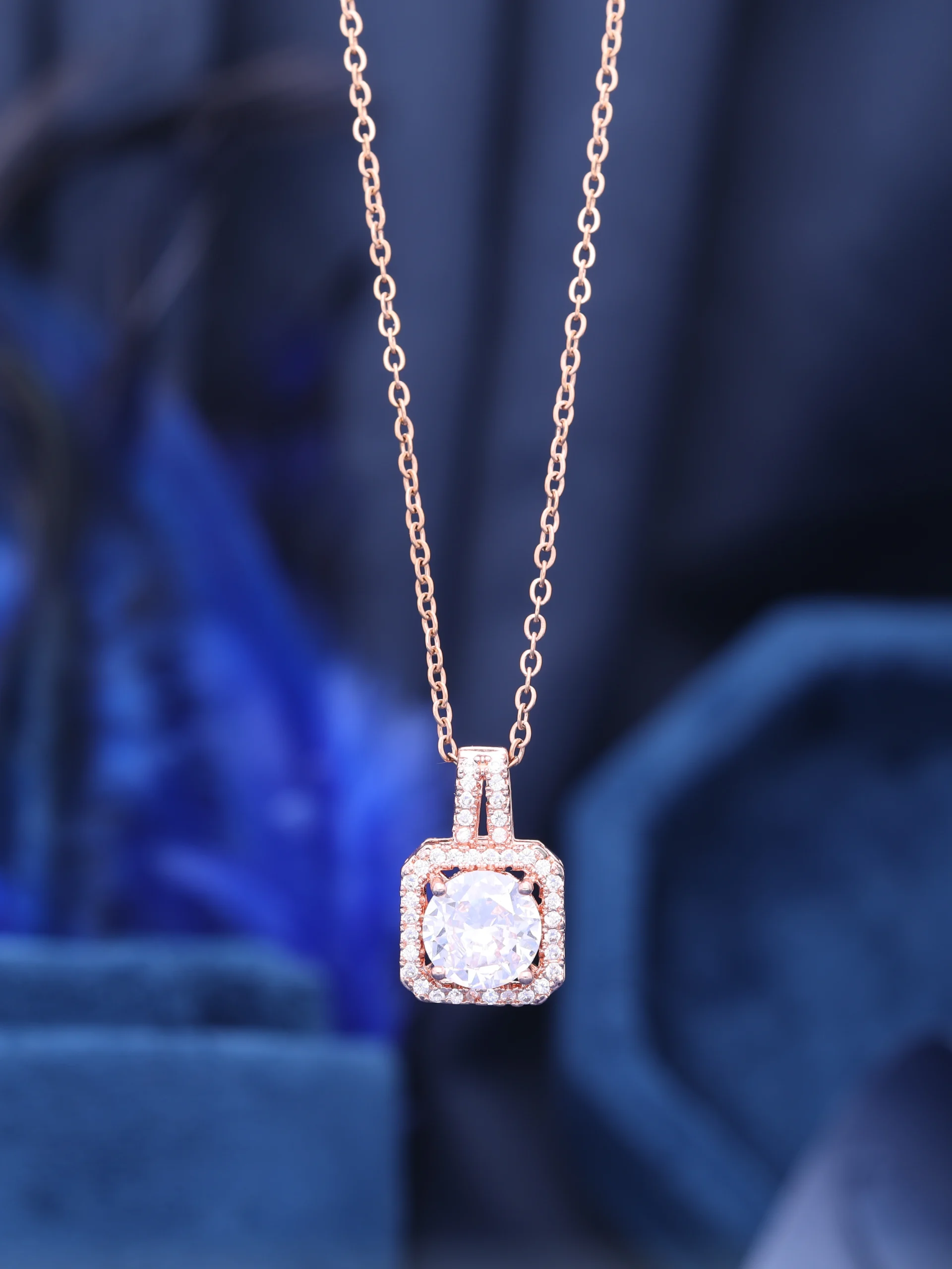 Rose Gold Delicate Pendant