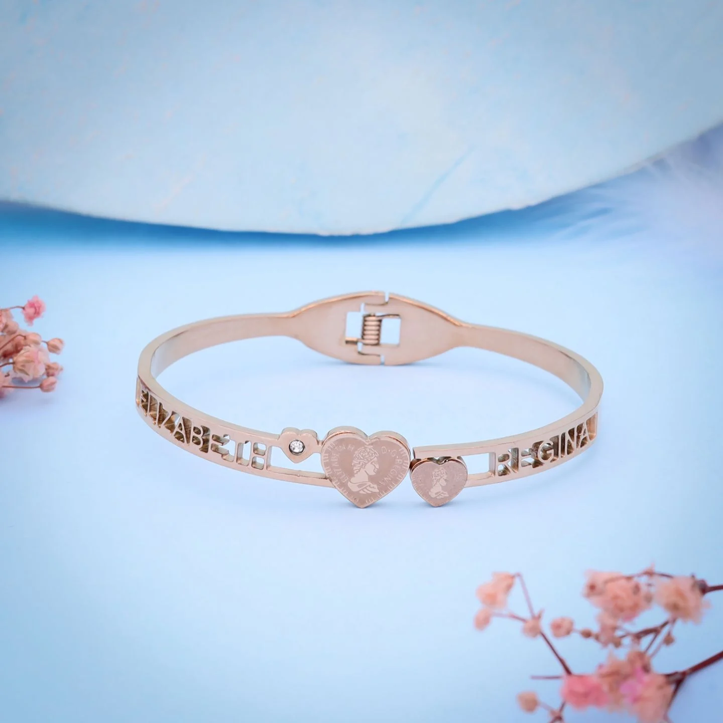 Heart Charm Gold Bracelet - Image 3