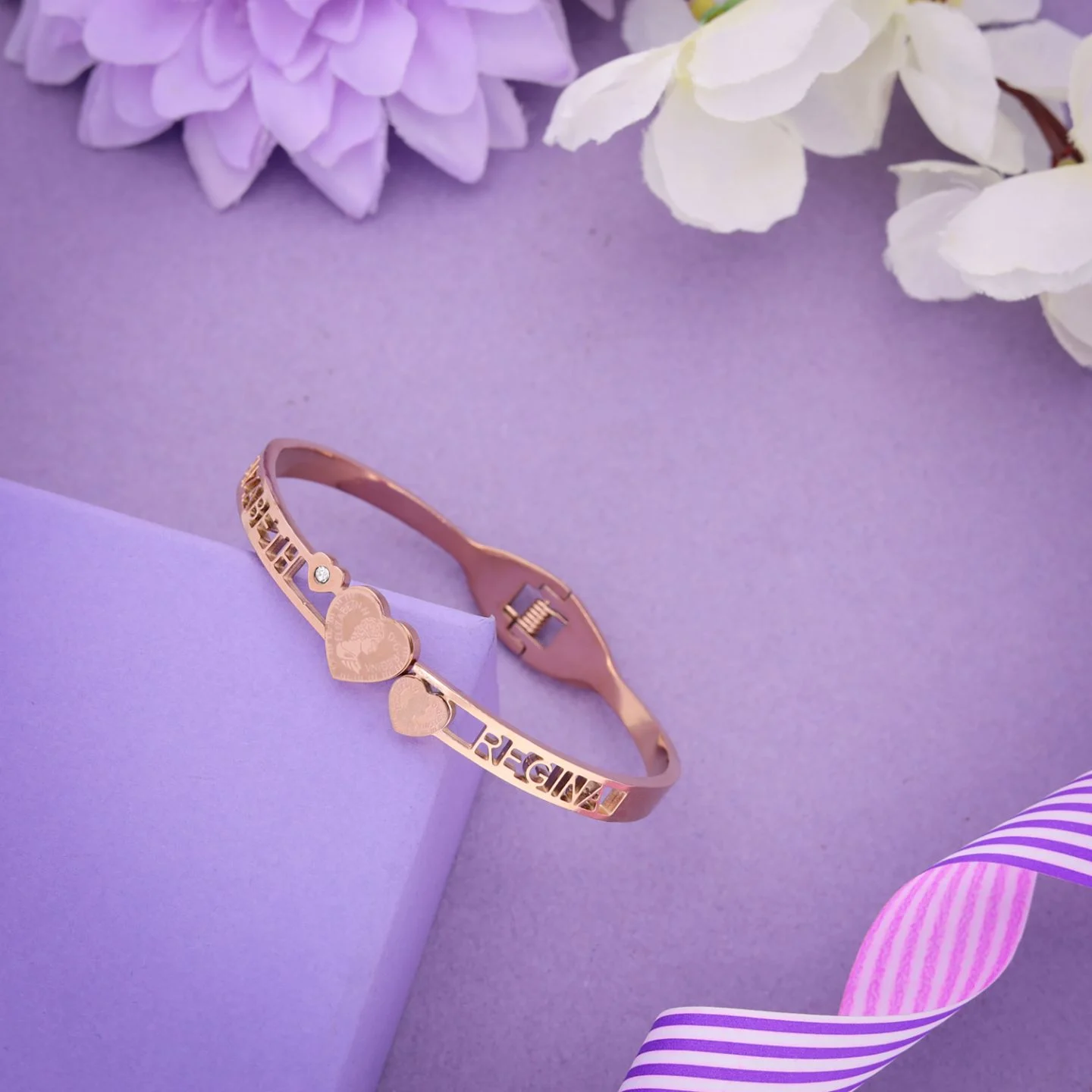 Heart Charm Gold Bracelet - Image 2