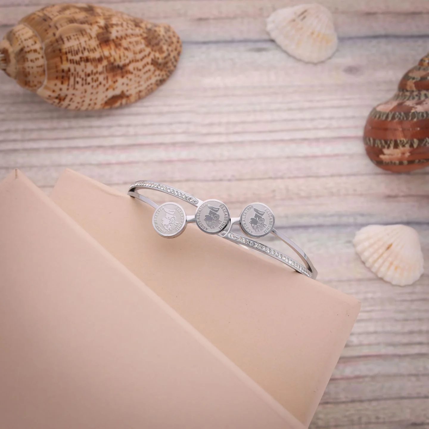 Round Charm Silver Bracelet - Image 4