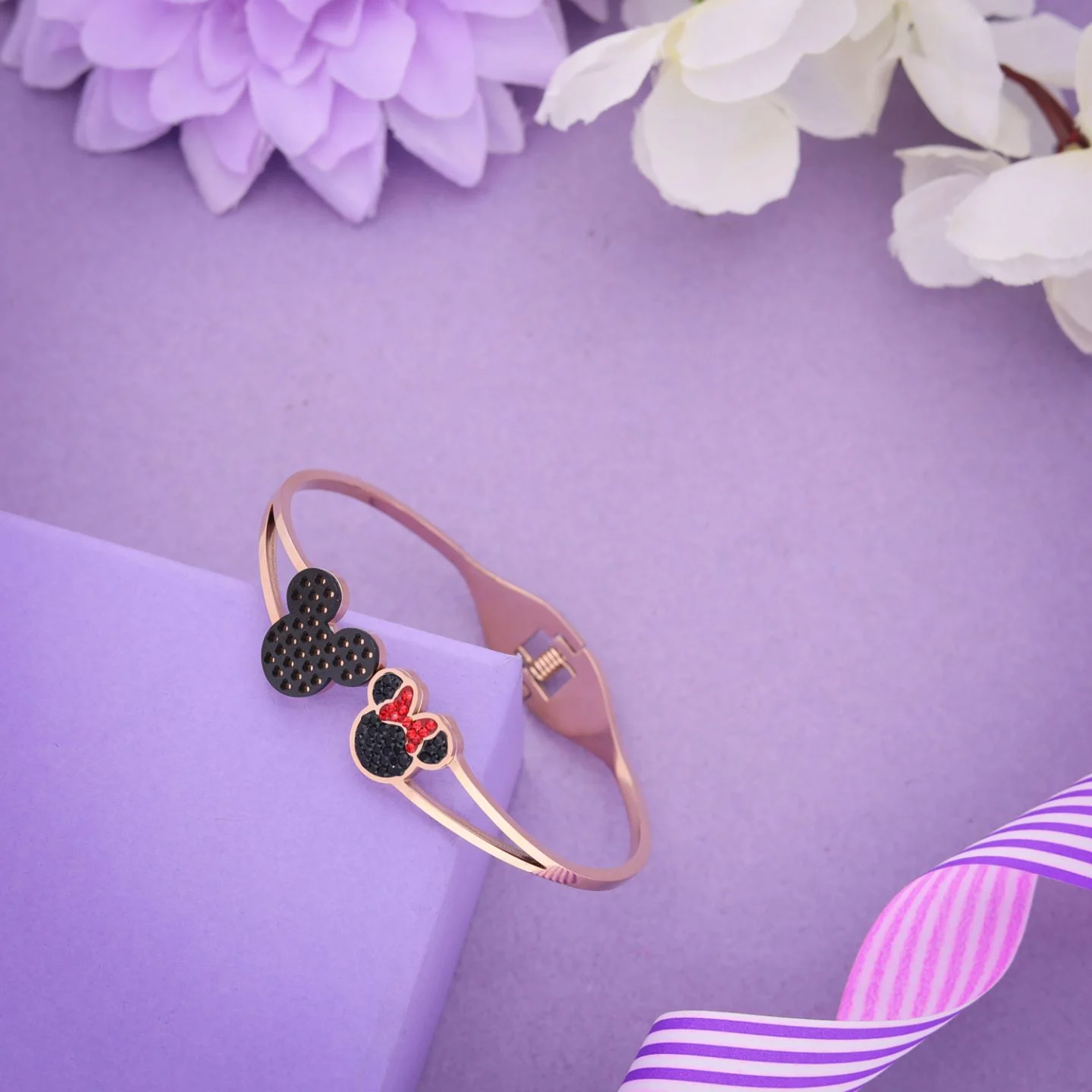 Mickey Heart Gold Bracelet