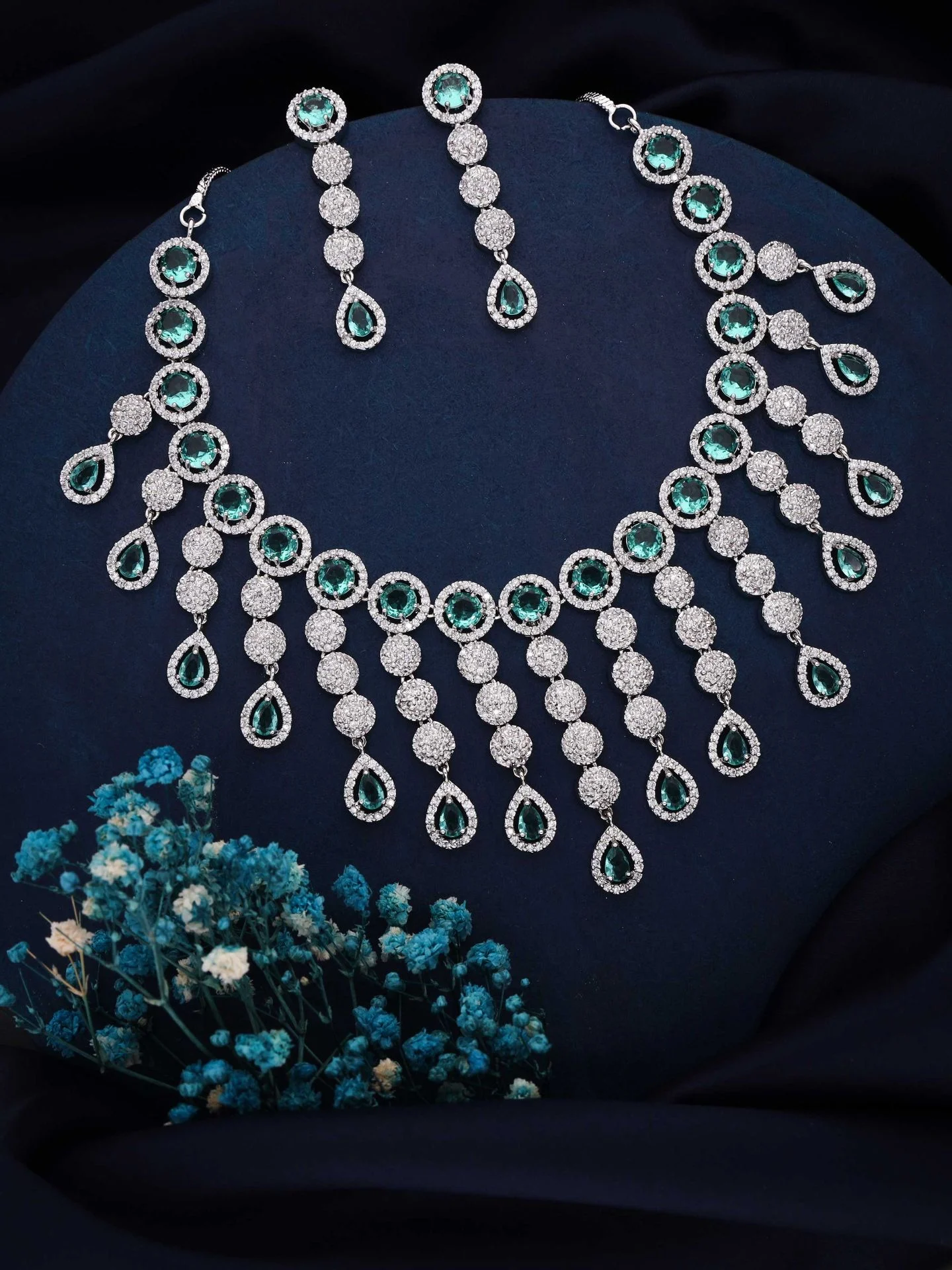 Emerald Teardrop Necklace Set
