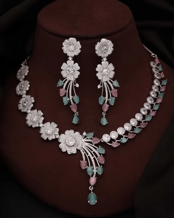 Silver Floral Teardrop Necklace Set
