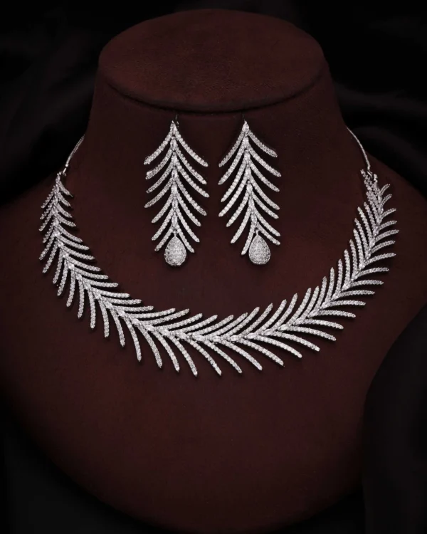 Silver Leaf Drop Necklace Set