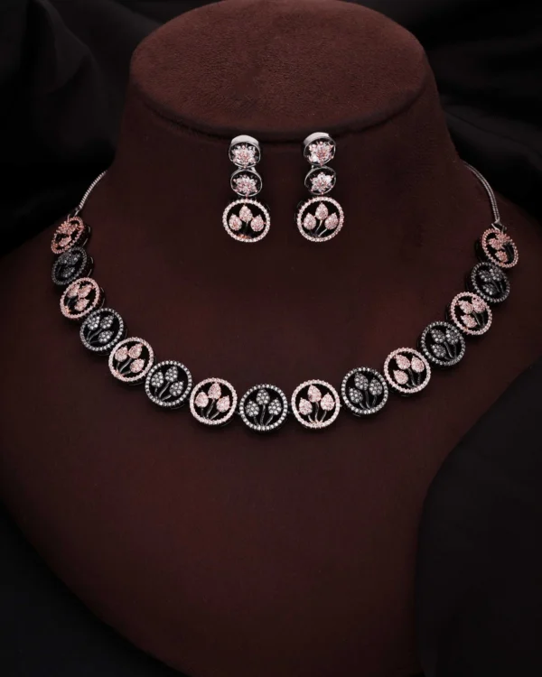 Black Circle Necklace Set