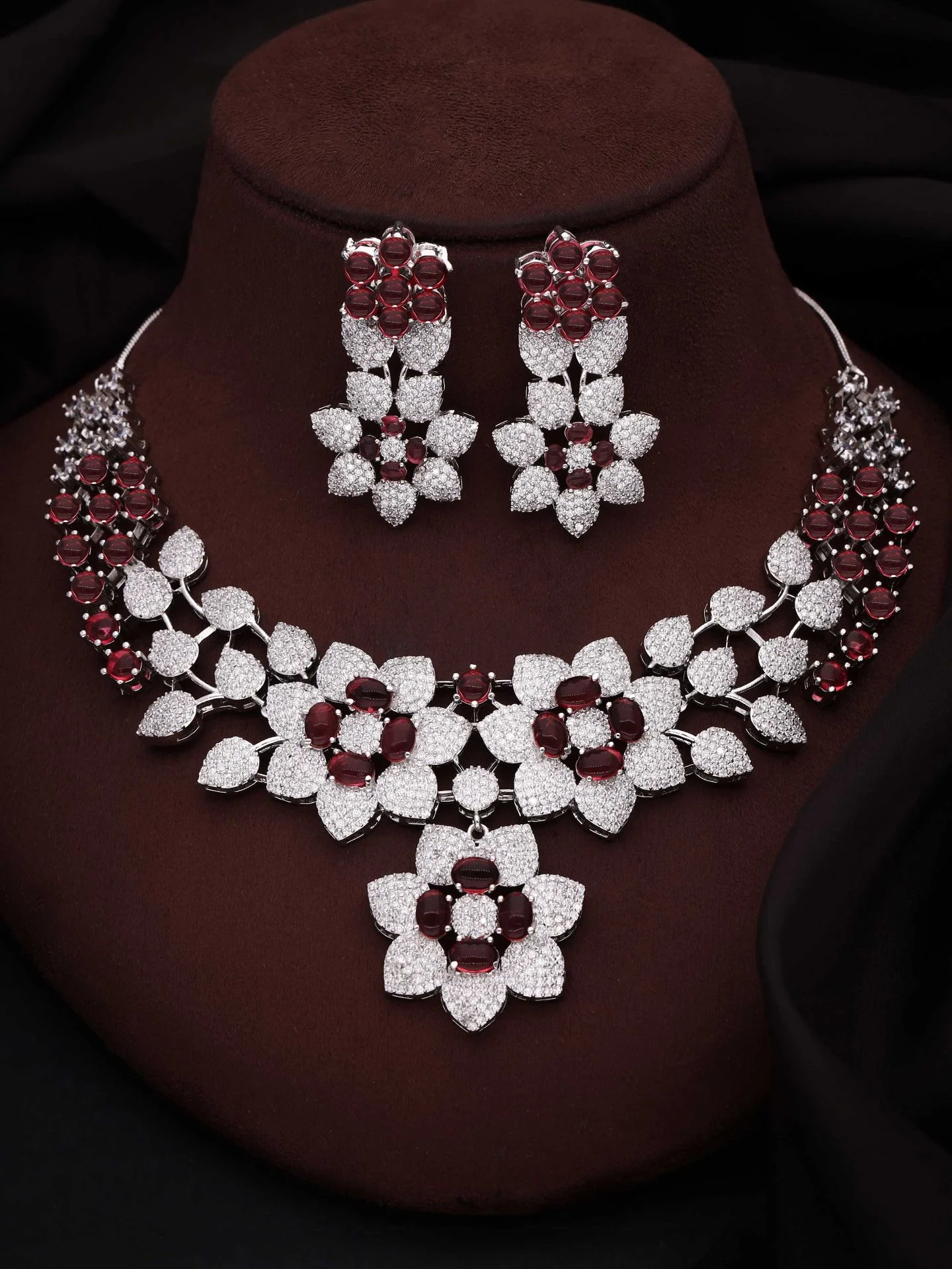 Red Floral Stone Necklace Set - Image 2