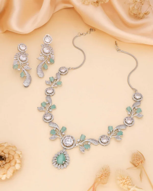 Mint Green Floral Necklace Set