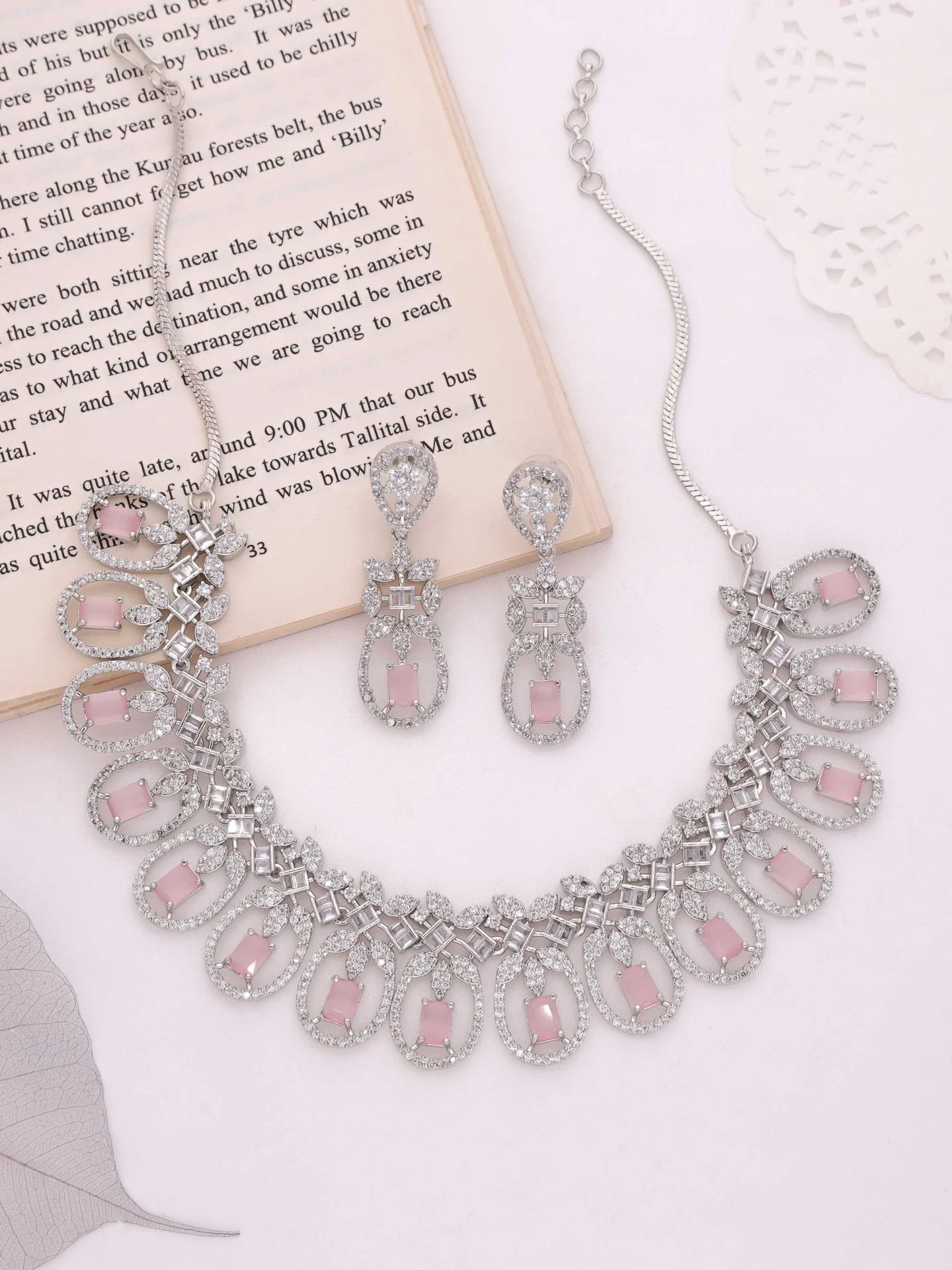 Elegant Oval Drop Necklace Set - Image 2