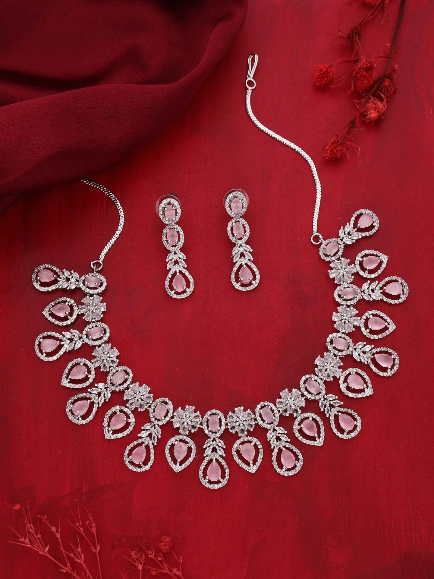 Elegant Teardrop Floral Necklace Set - Image 3