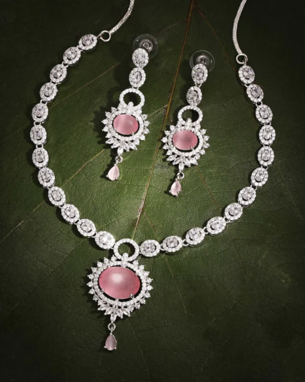 Pink Stone Round Necklace Set