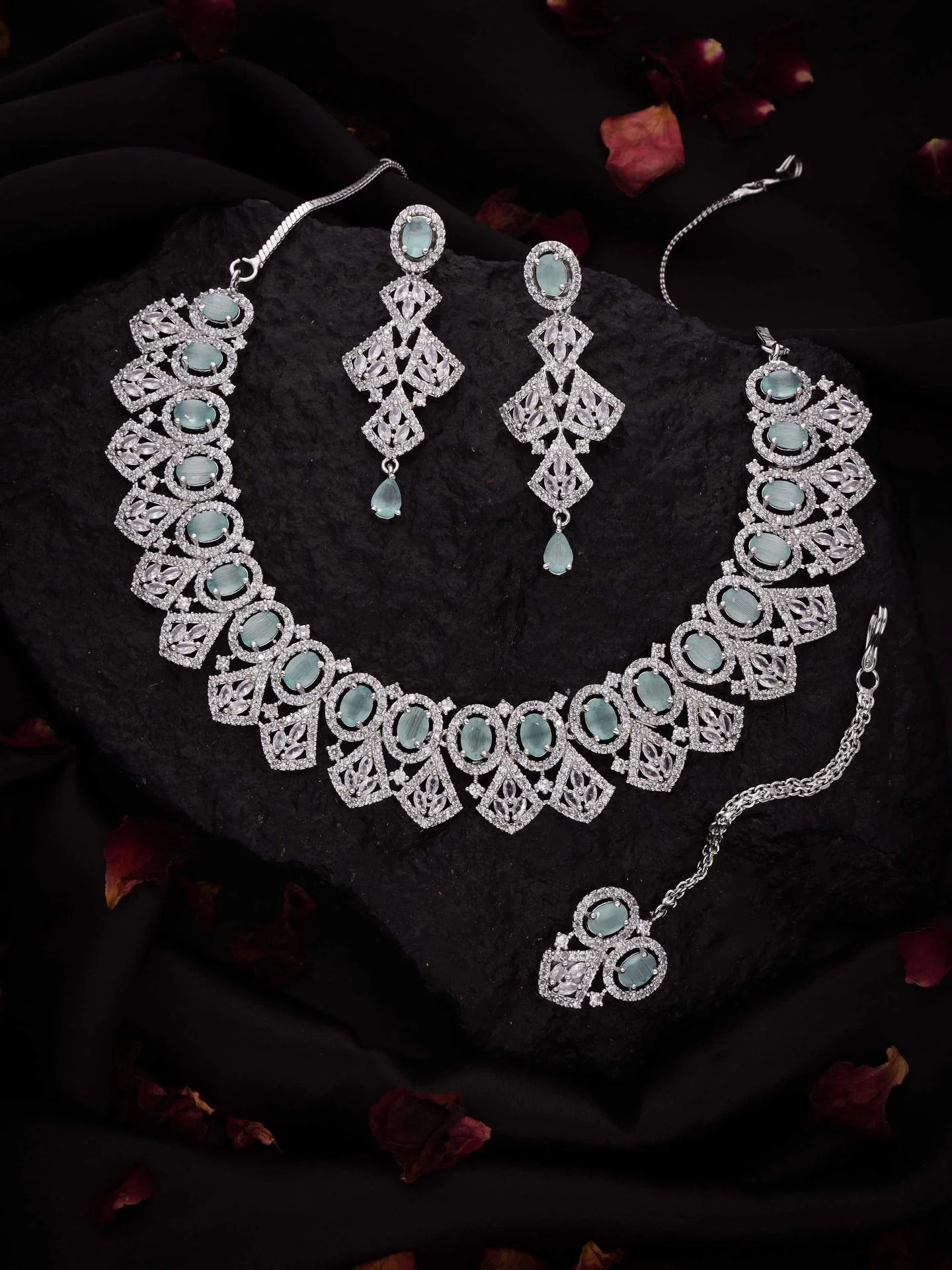 Mint Green Geometric Necklace Set - Image 3