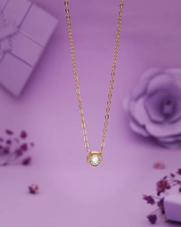 Gold Diamond Pendant Necklace