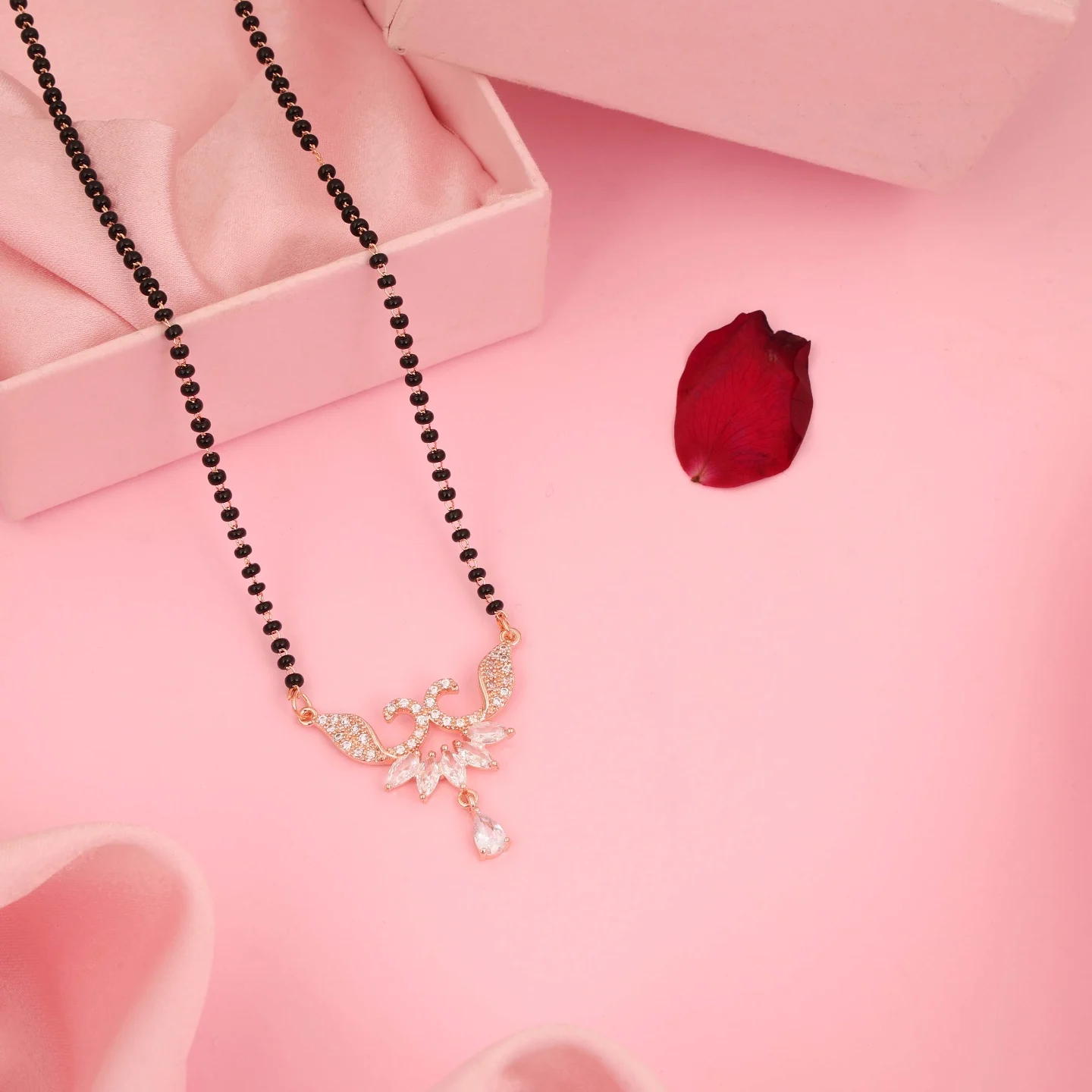 Rose Crystal Bloom Mangalsutra