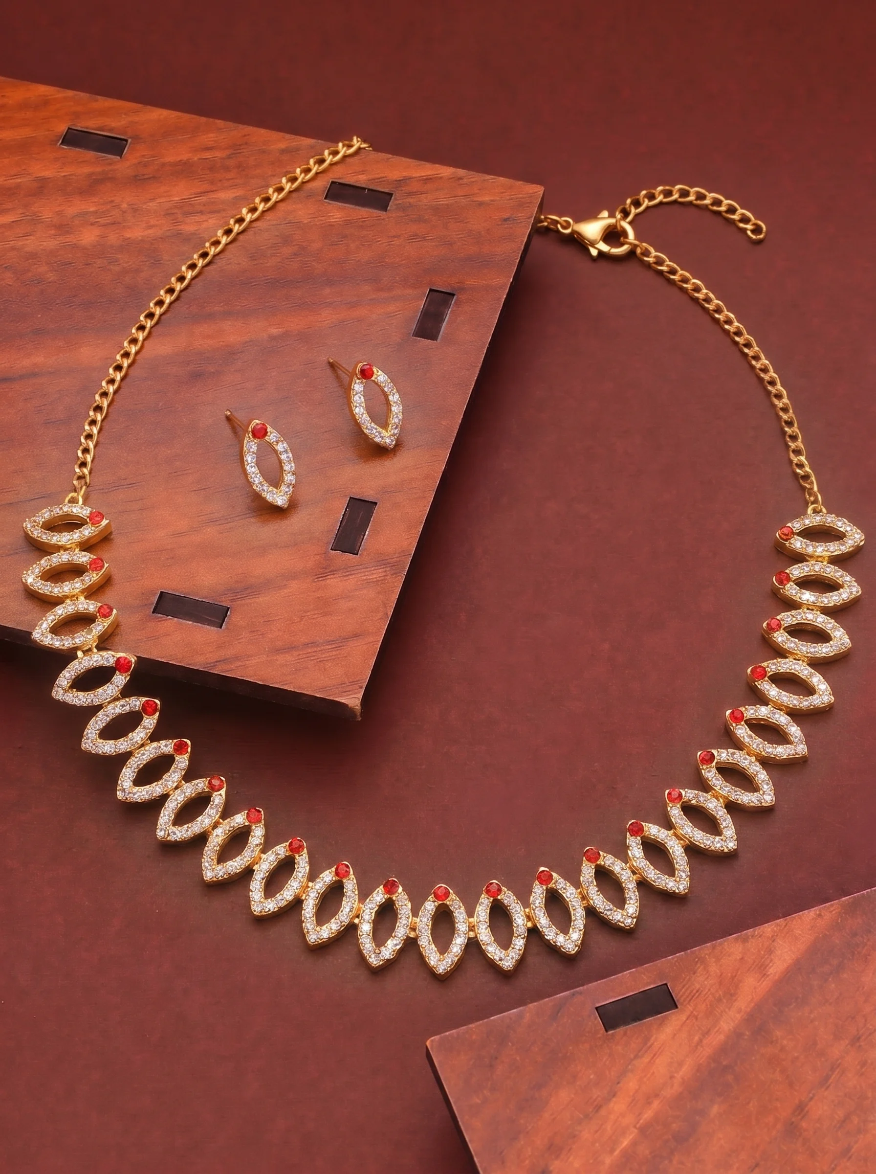 Golden Pink Leaf Necklace Set - Image 4