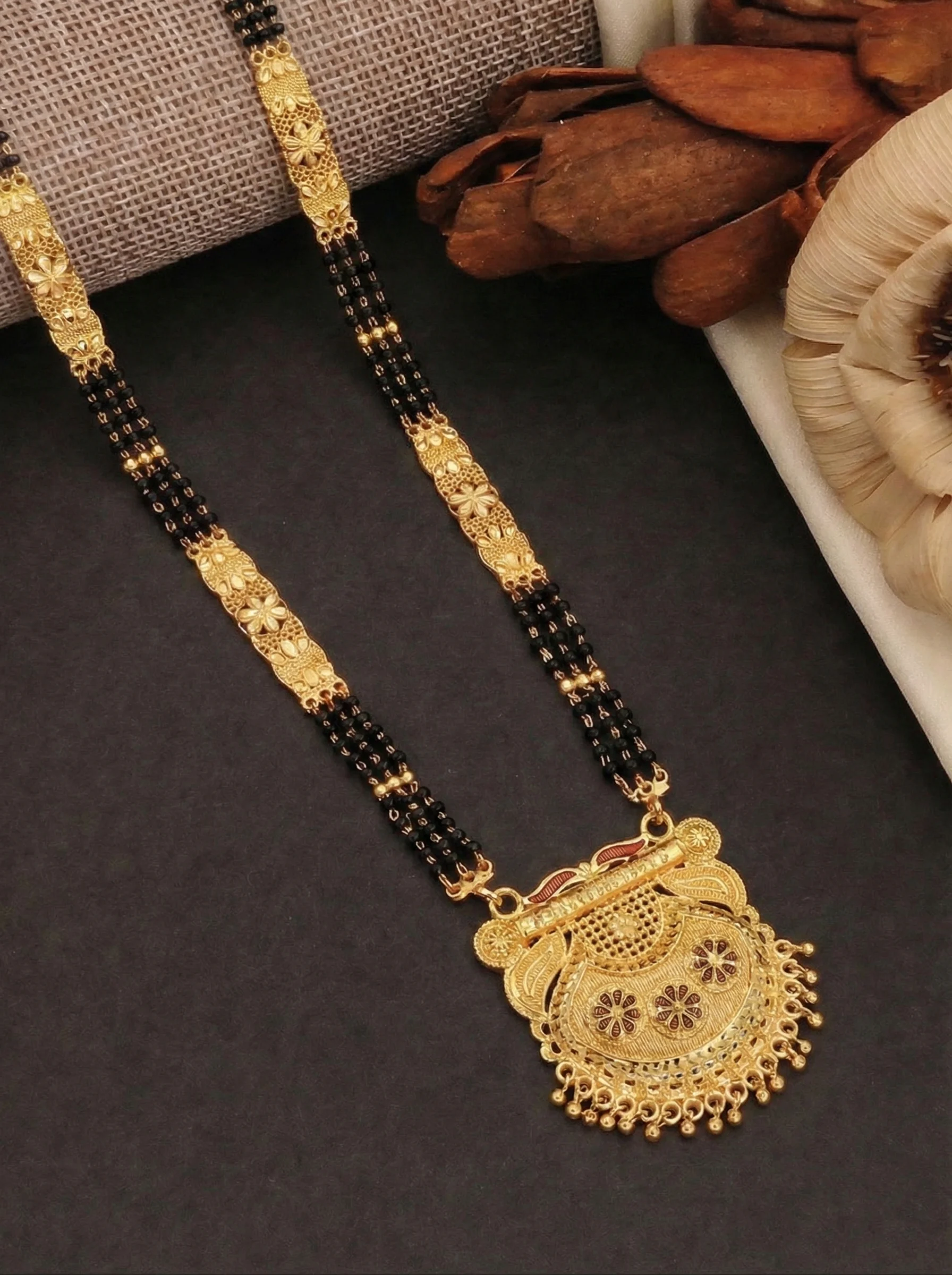 Classic Temple Gold Mangalsutra - Image 3