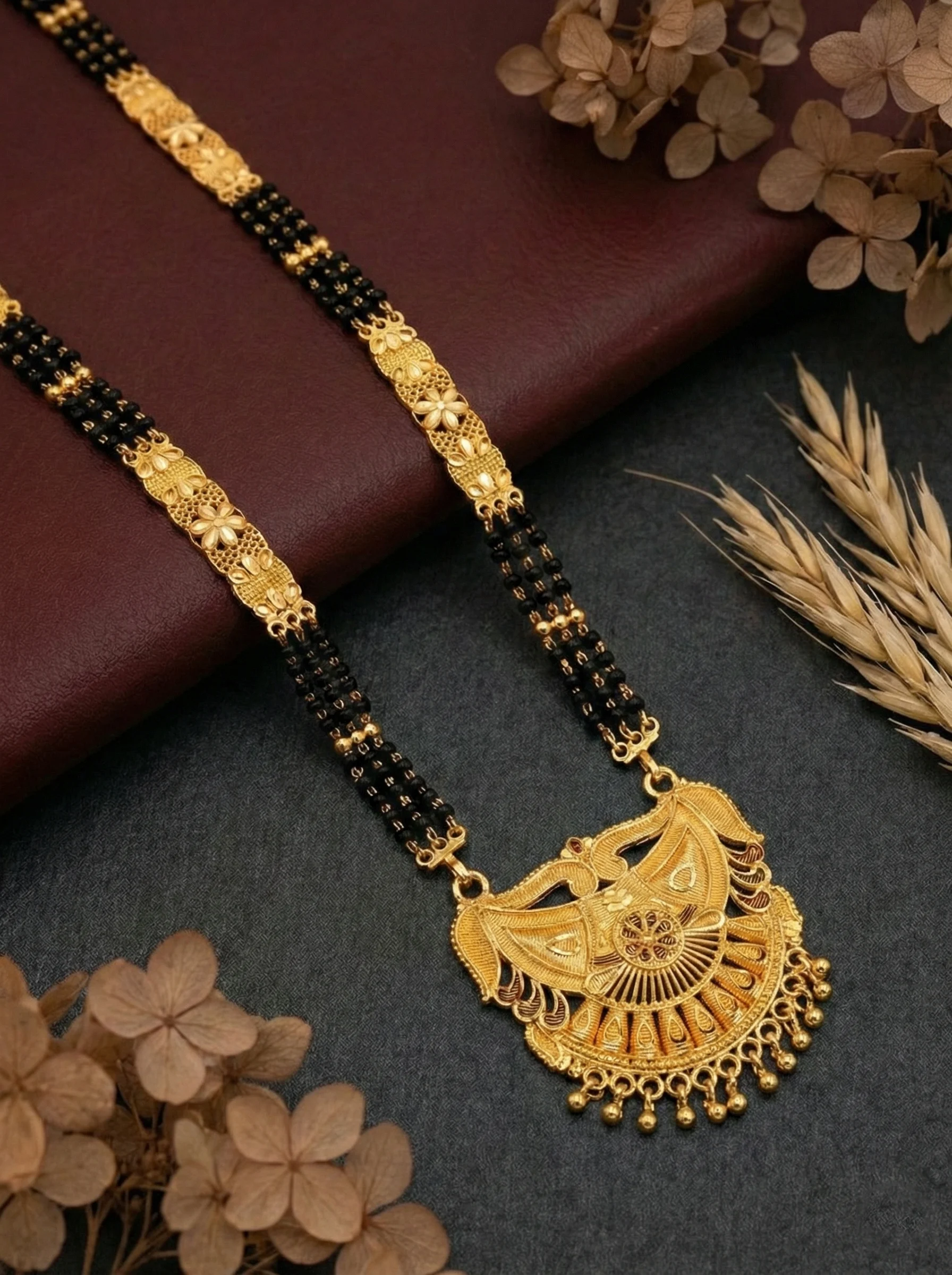 Golden Paisley Pendant Mangalsutra - Image 6