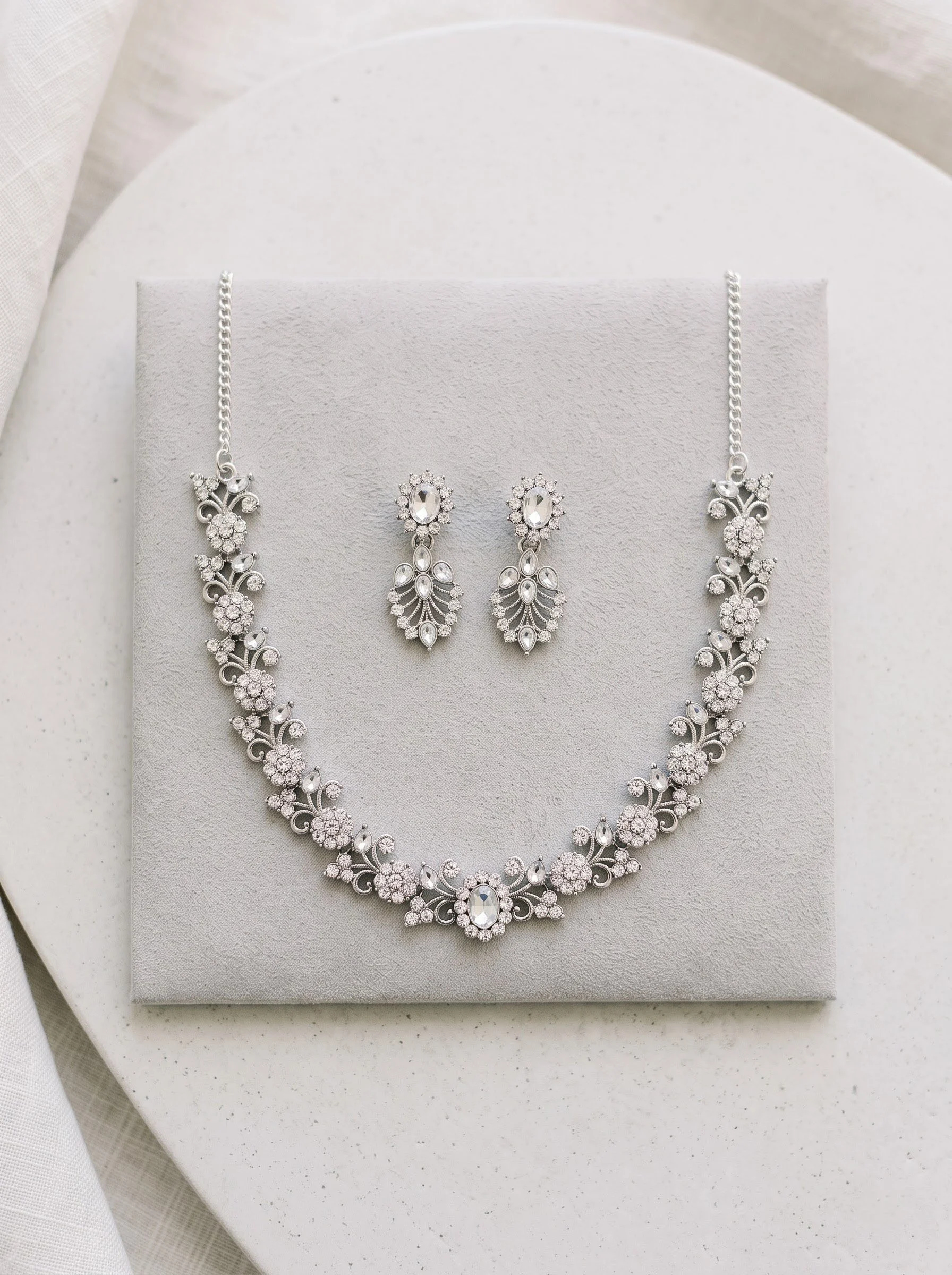 White Stone Antique Silver Necklace - Image 3