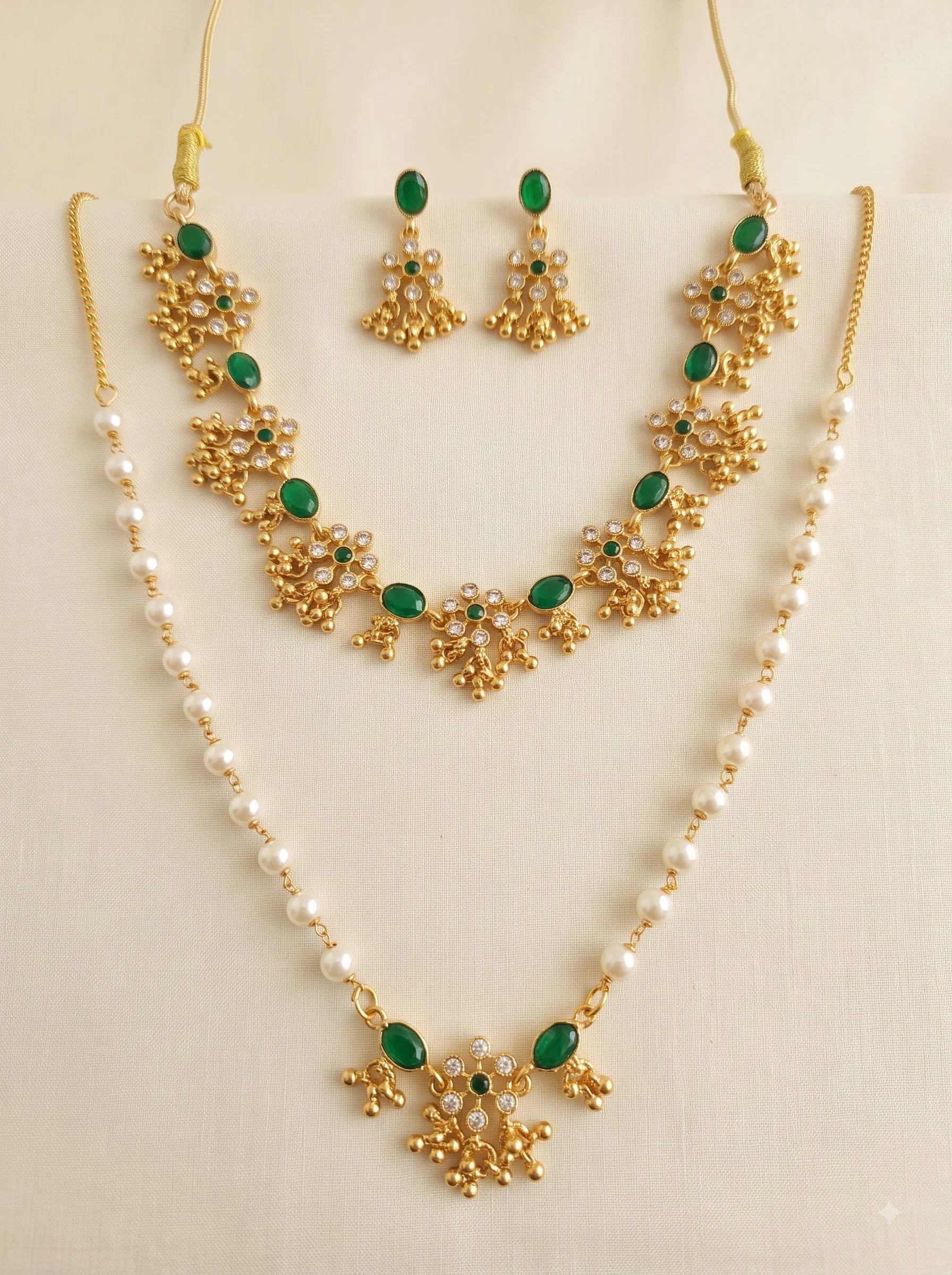 Green Pearl Layer Necklace - Image 3