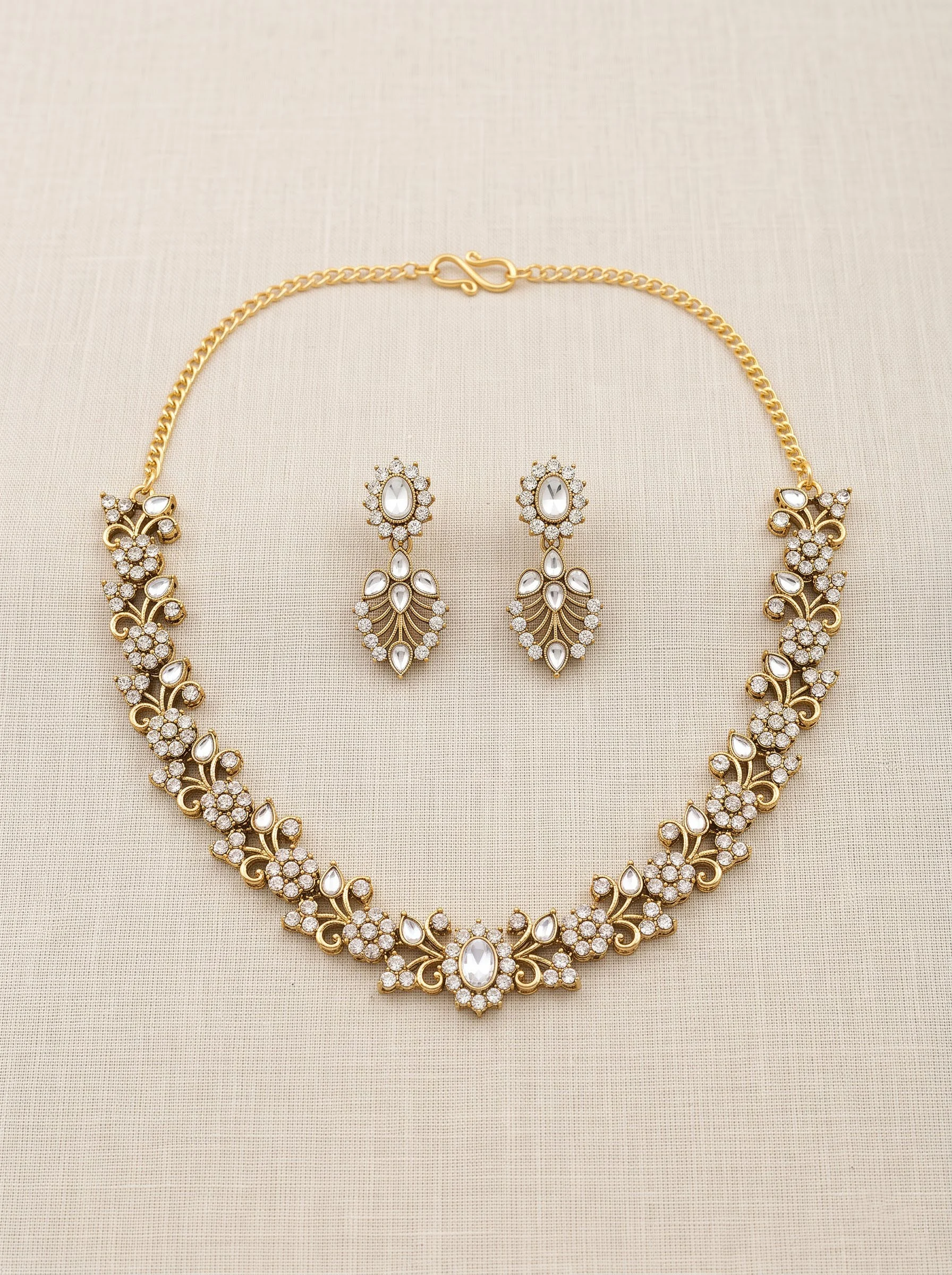 Gold Kundan Pearl Set - Image 2