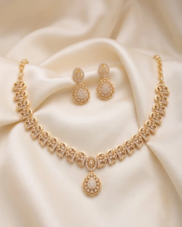 White Stone Gold Teardrop Necklace Set