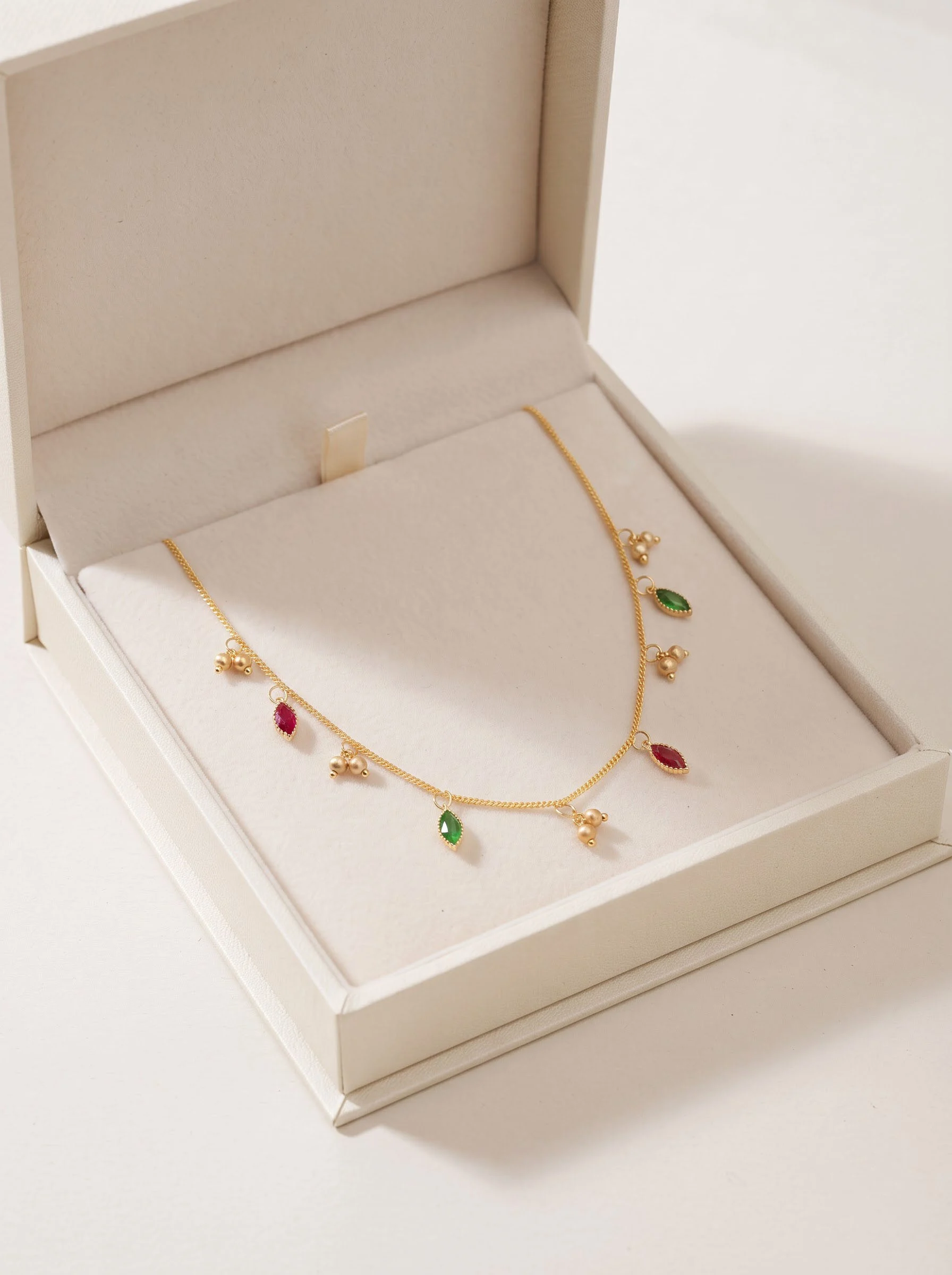 Gold Red Green Necklace - Image 4