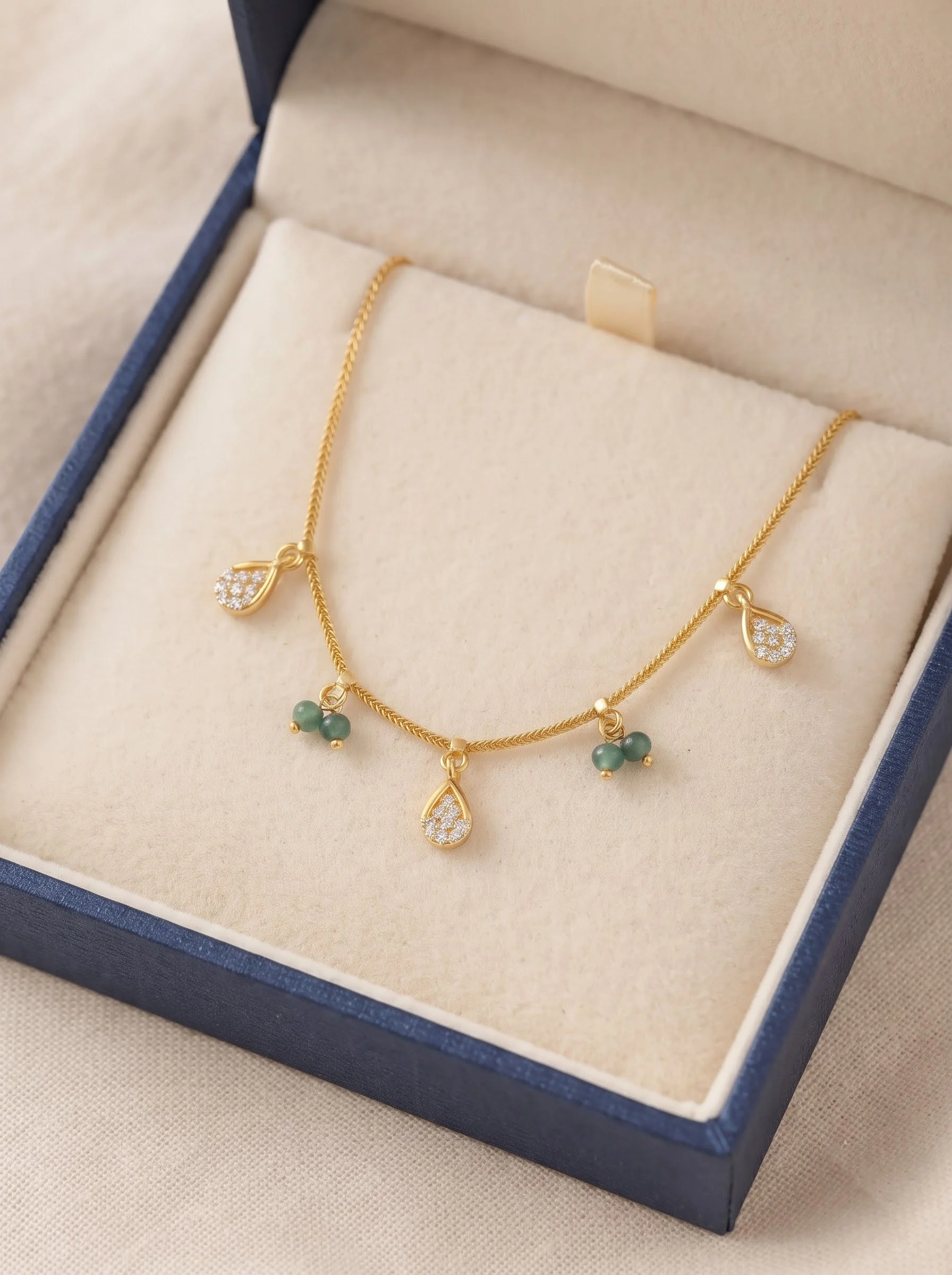 Gold Kundan Green Necklace - Image 3