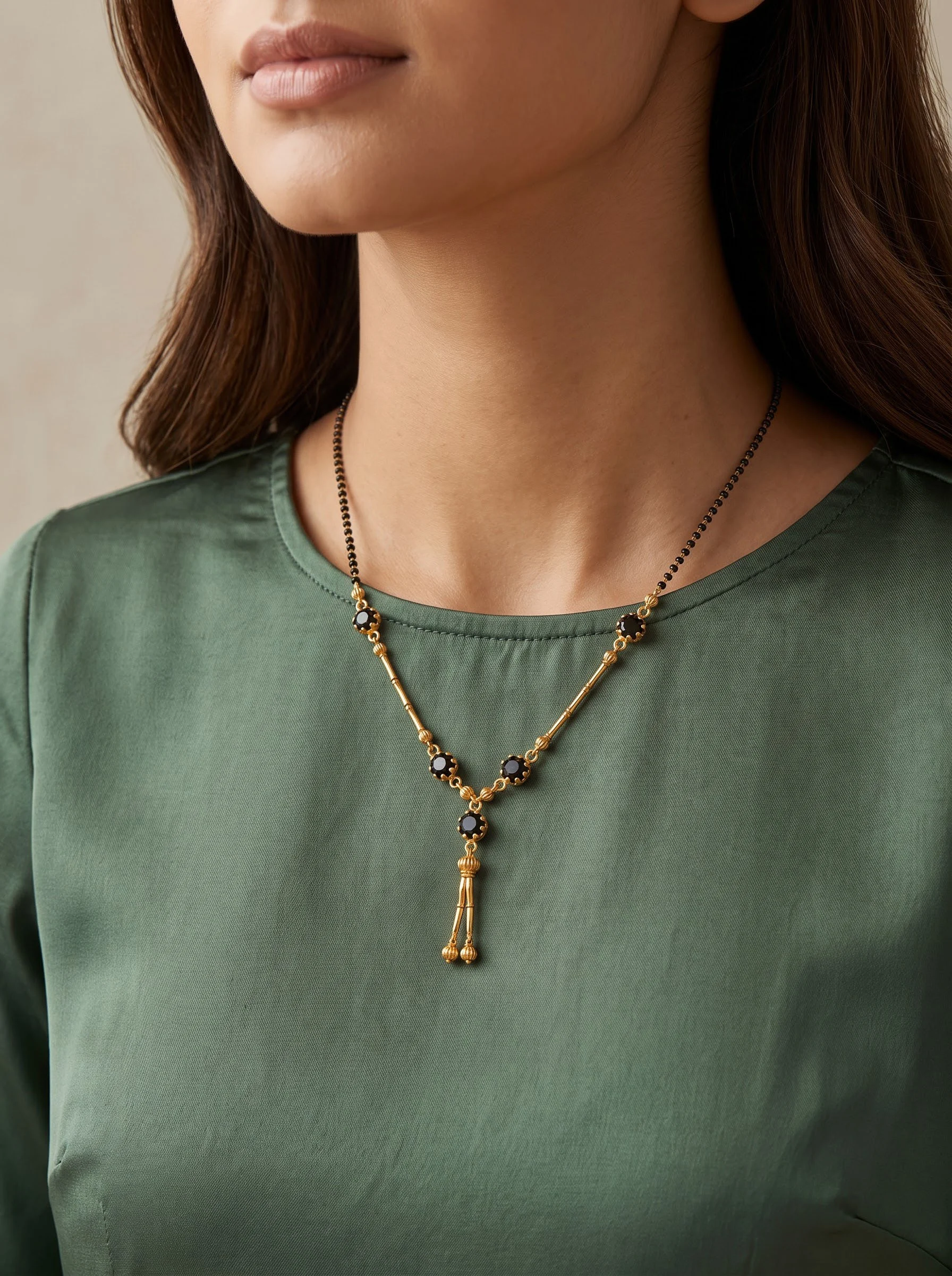 Gold Black Flower Mangalsutra - Image 2