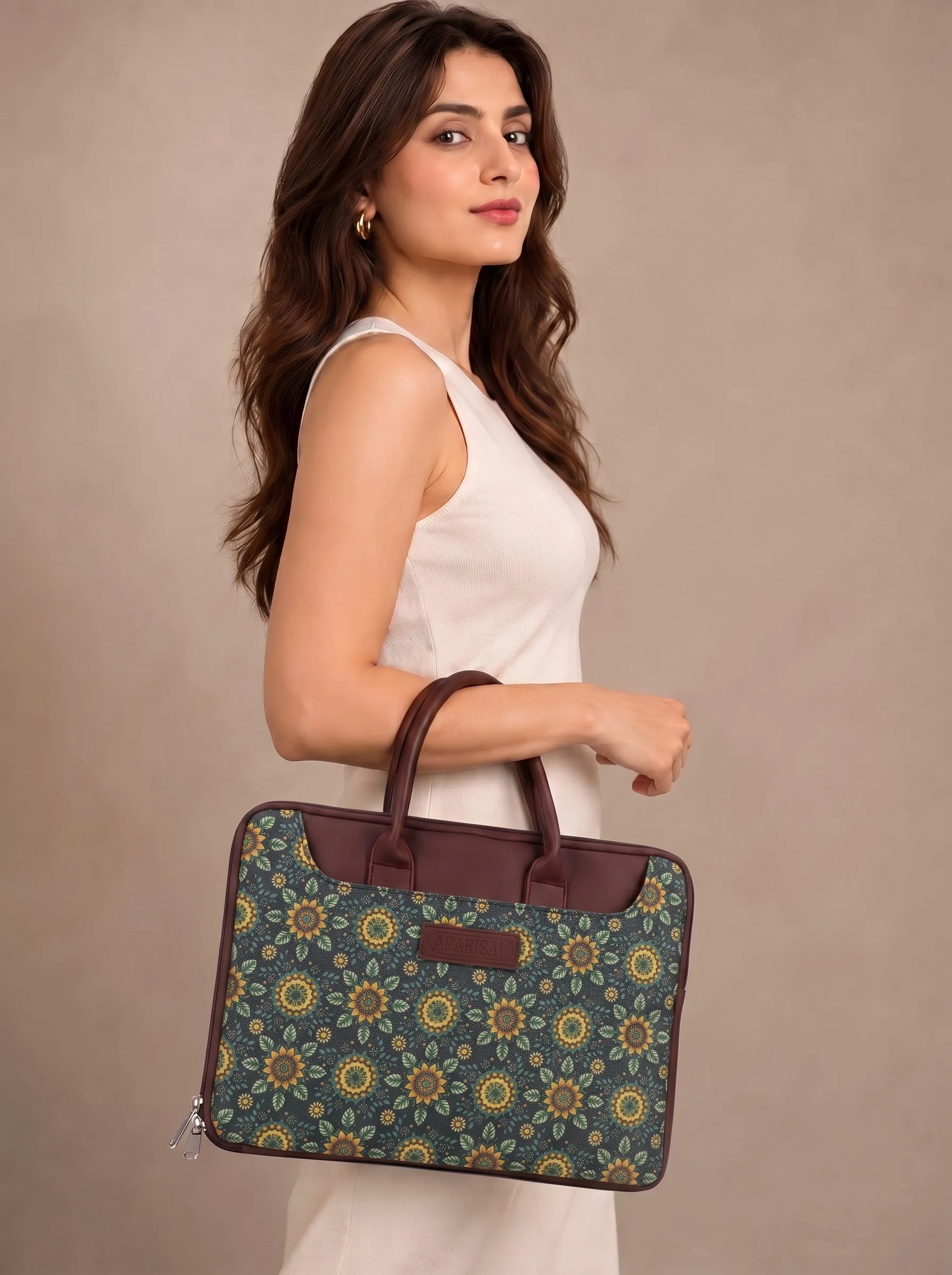 Dark Sunflower Print Laptop Bag