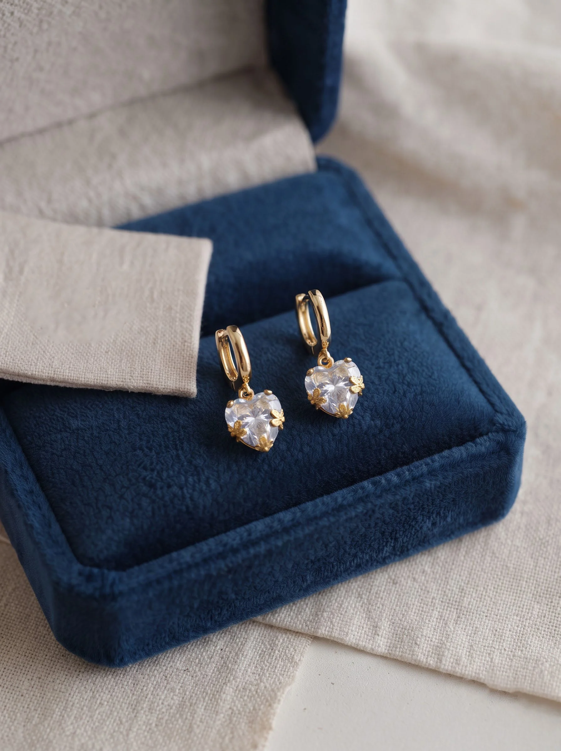 Golden White Heart Earrings(Chelvi-white)